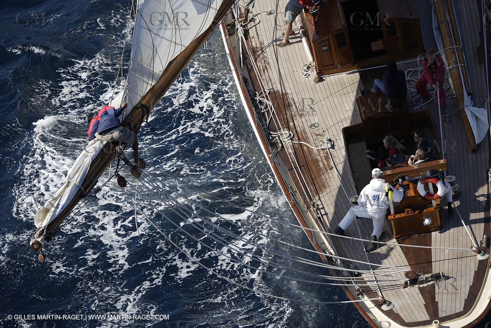 07 10 2006 - Saint Tropez (Fr) - Voiles de Saint Tropez 2006 - Classic Yachts - Sunshine