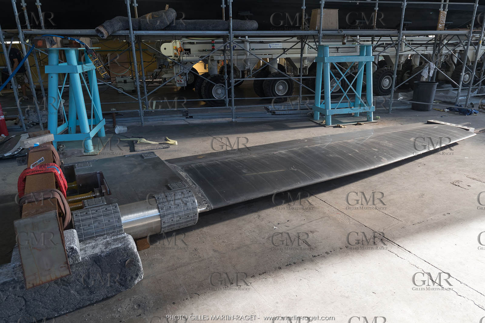 22 07 2017, Savona (ITA), Wally Cento Tango going out of the shed, Photo Gilles Martin-Raget