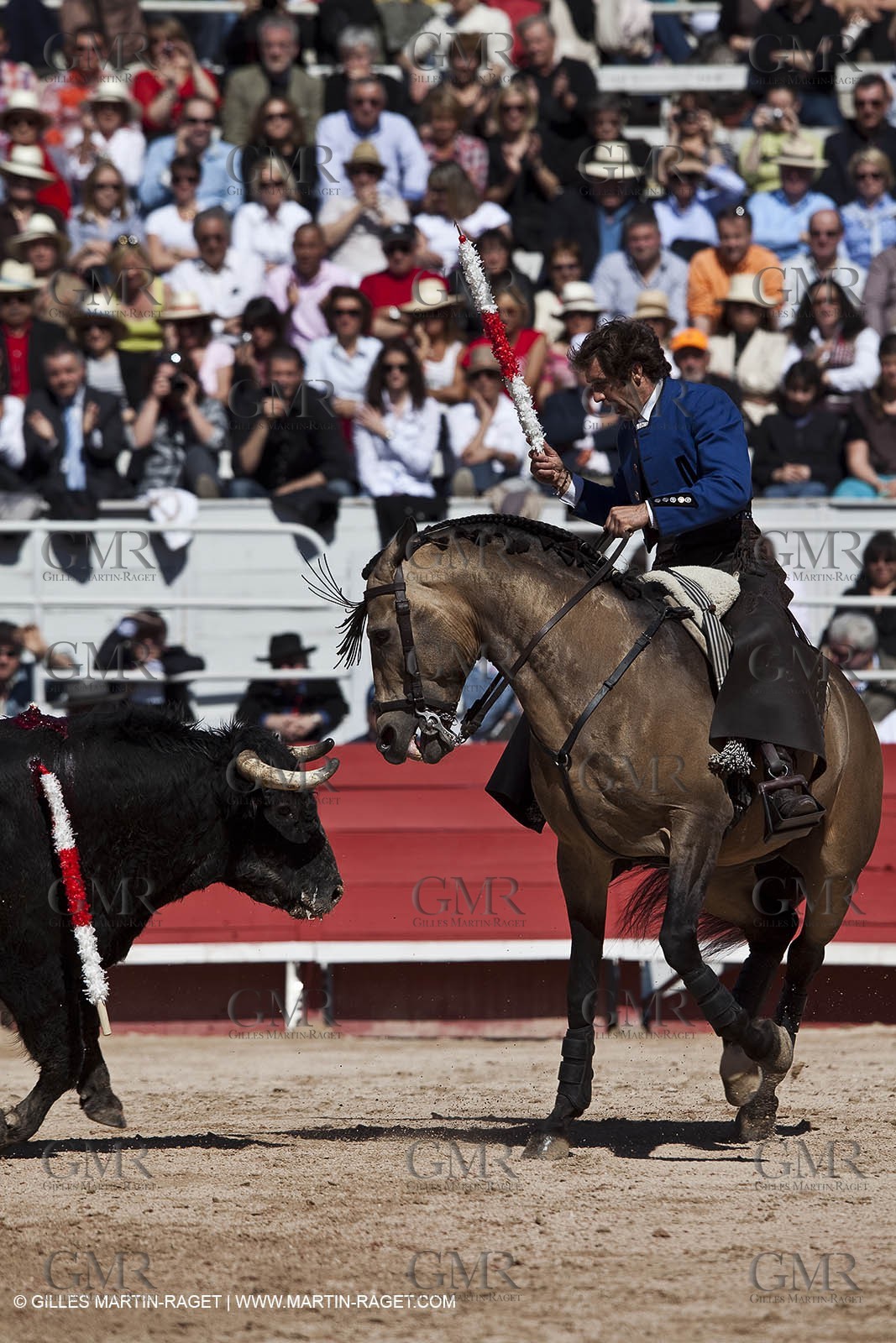 Monday 05 04 2010 - Arles (FRA,13) - Feria 2010 - -Corrida de rejon - Fermin Bohorquez - Pabloe Hemoso de Mendoza - Andy Cartagena - Toros Bohorquez