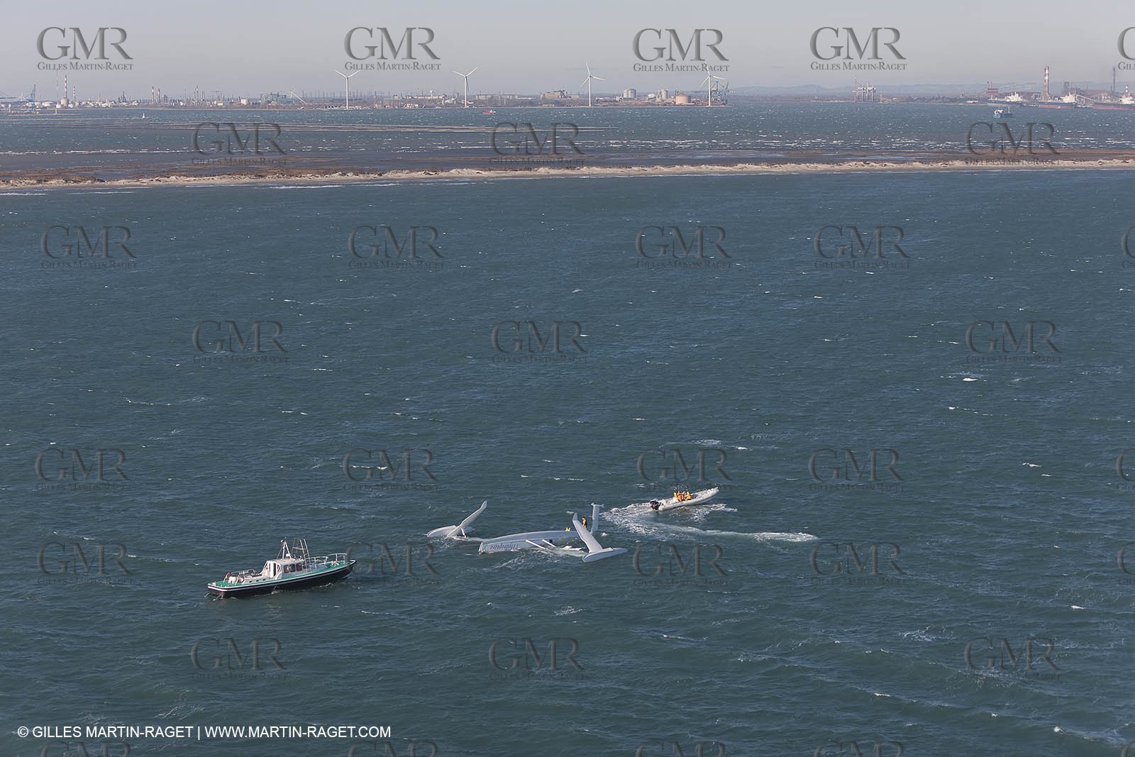 21 12 2008 - Port Saint Louis du Rhône (South of France) - The Hydroptere just after its capsize when trying to beat the overall sailing speed record