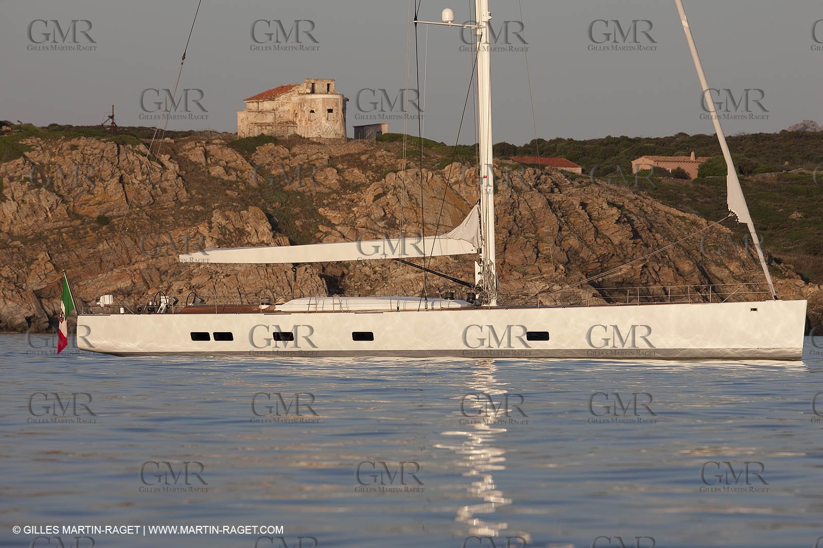 17 06 09 Porto Cervo (ITA, Sardinia) - Wally yachts - Indio 101