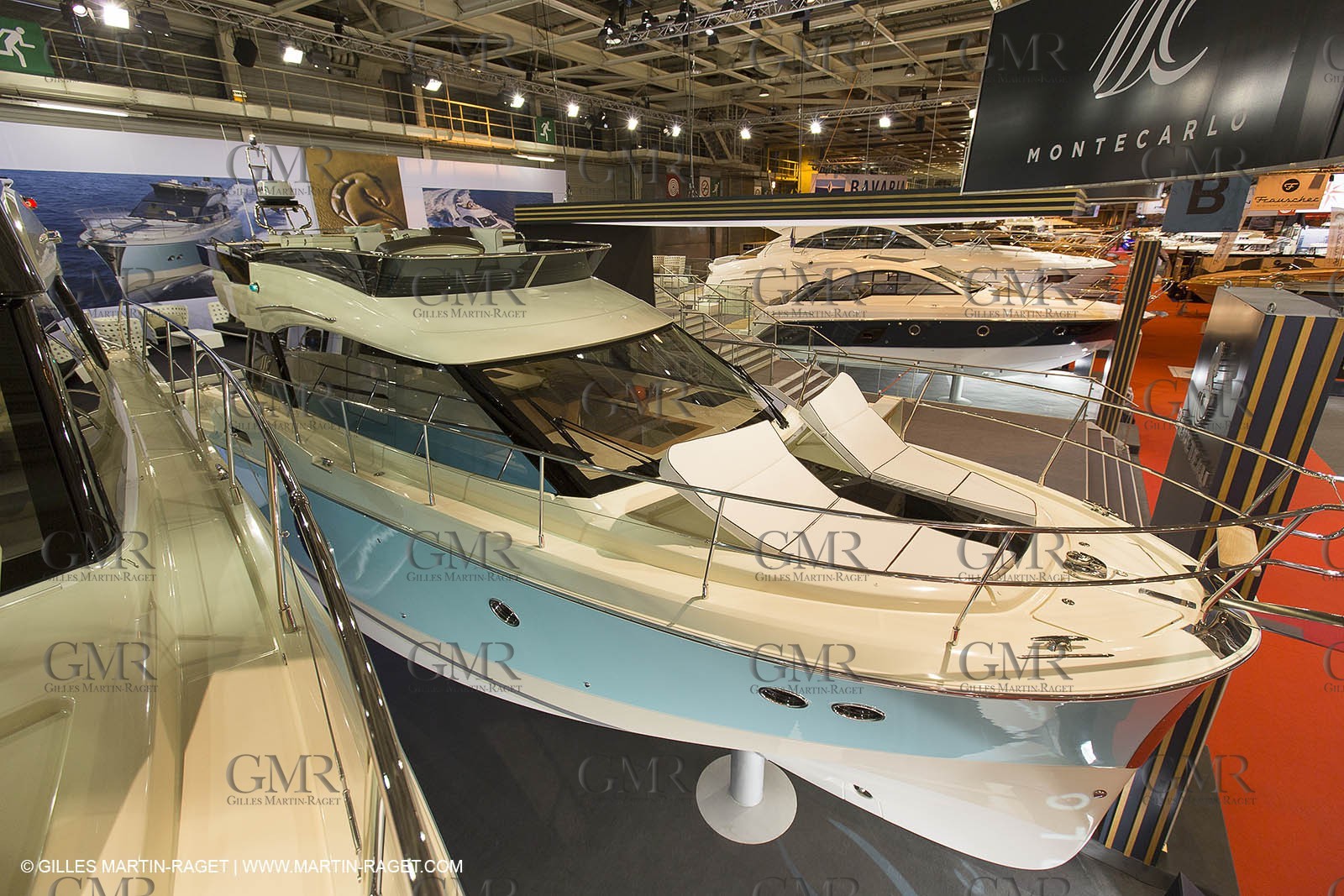 10 12 2013 - Paris (FRA,75) -Paris Boat Show - Beneteau booth