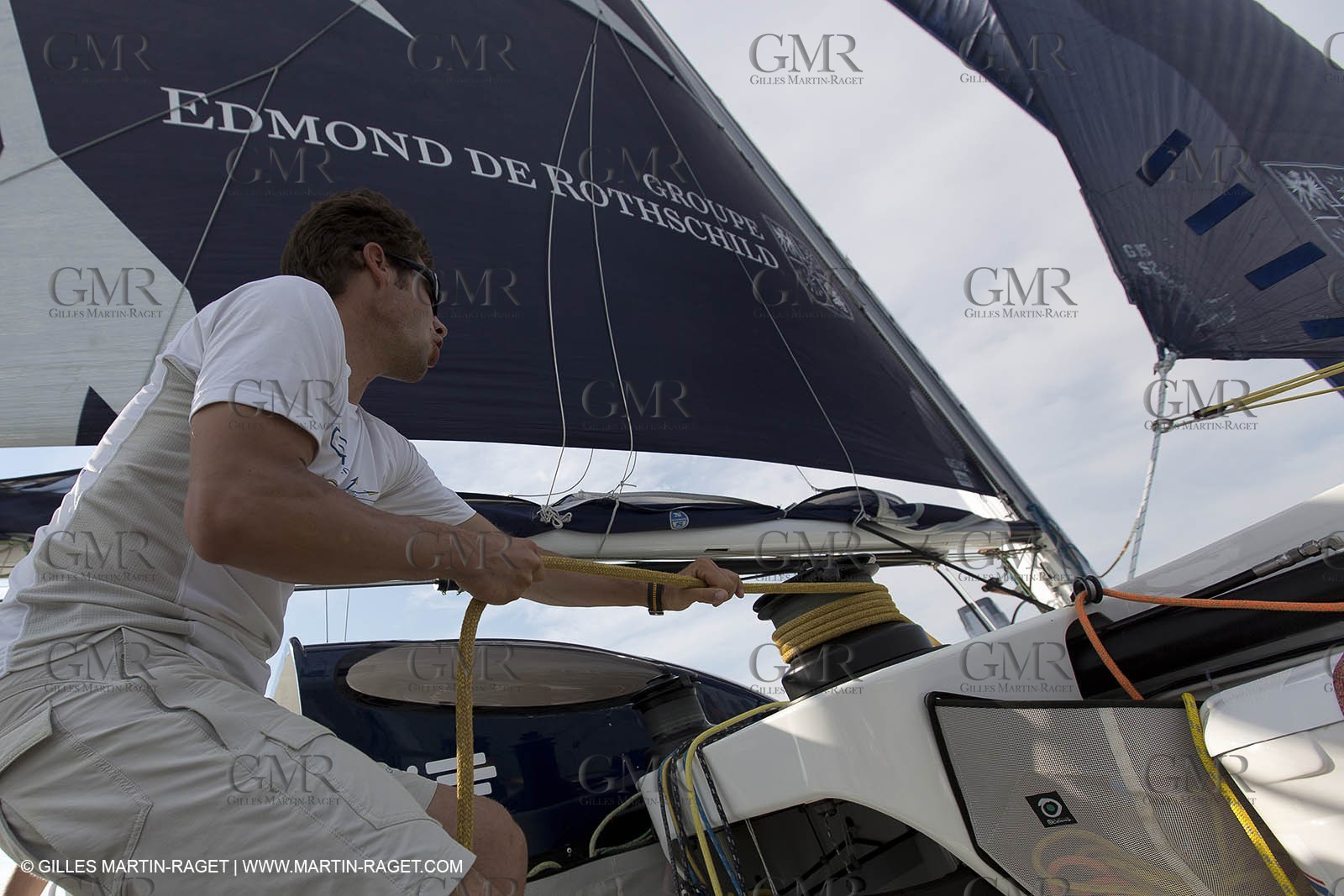 05 07 2012 - New York (USA) - Ocean Krys Race - Speed runs in fornt of NY city