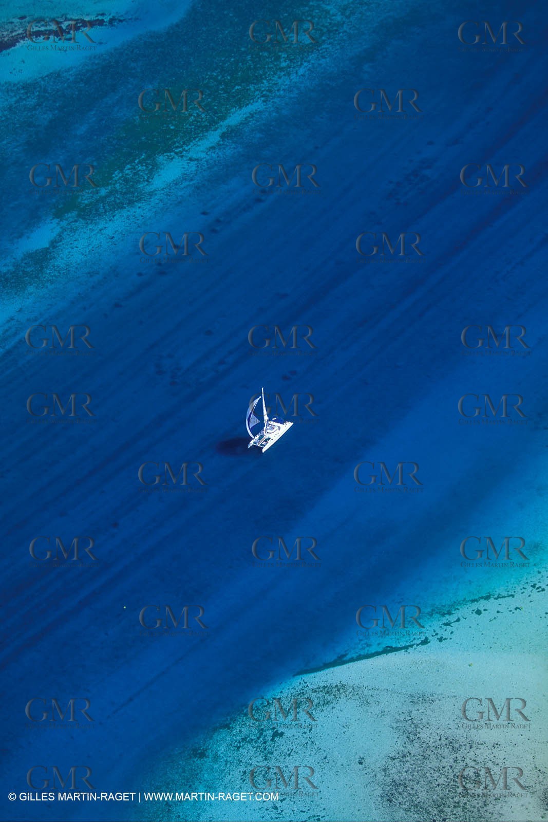 Cruising multihull sailing