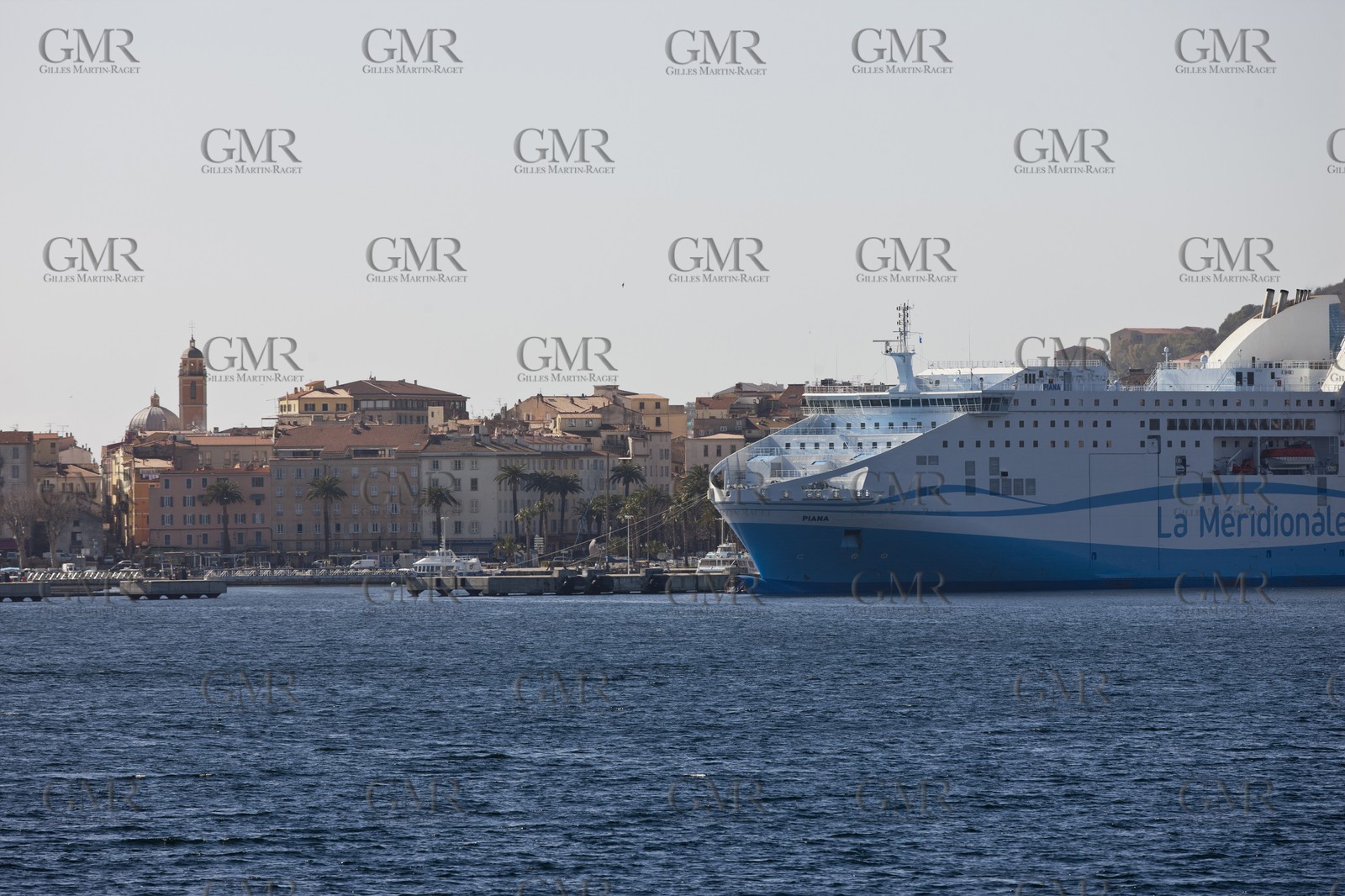 16 02 2012 - Ajaccio (FRA, Corse) - Compagnie la Méridionale - Le Piana en escale à Ajaccio