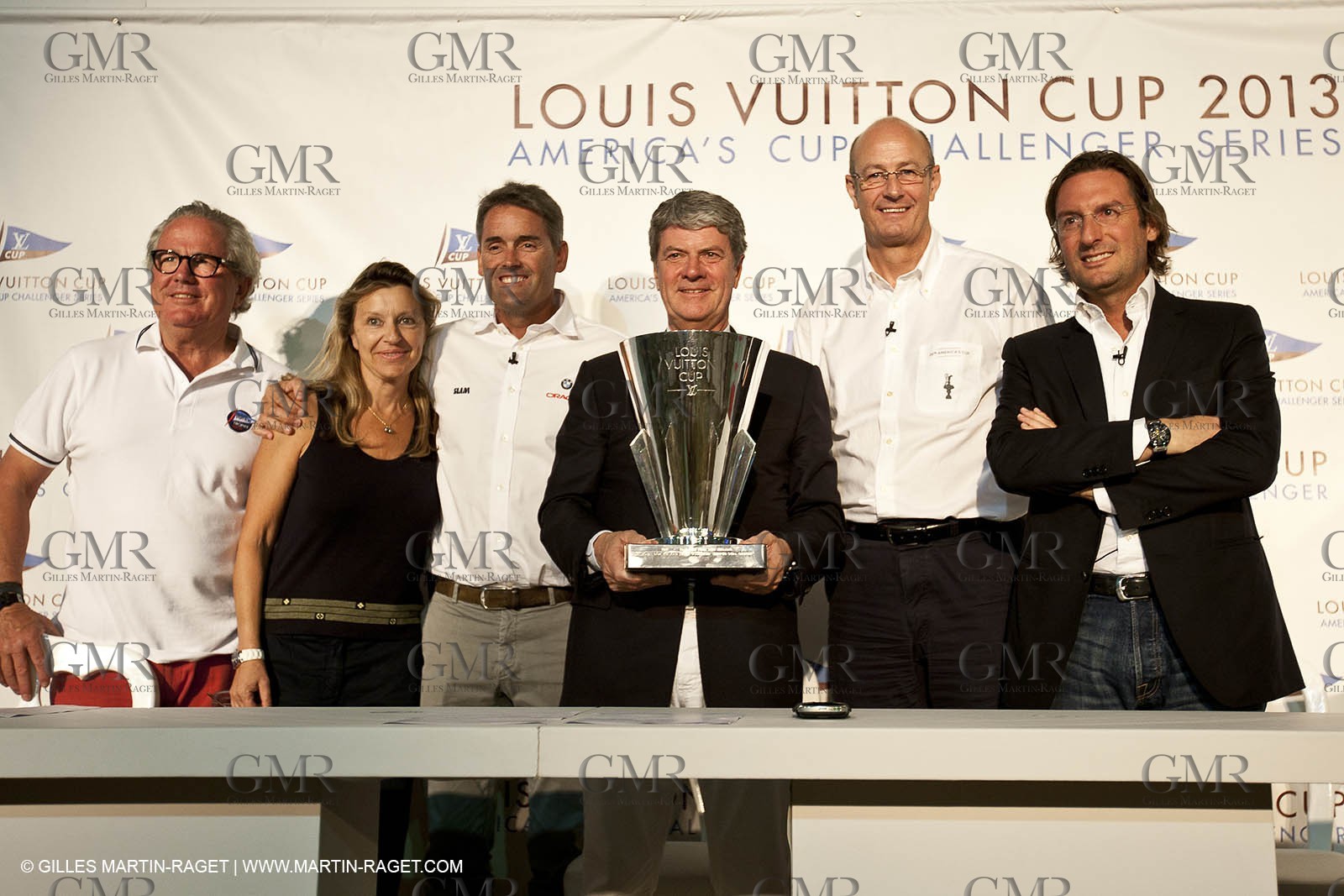 27 11 2010 - Dubao (UAE) - 34th America's Cup - Louis Vuitton Partnership announcement -  Bruno Troublé - Christine Bémanger - Russell Coutts - Yves Carcelle, Richard Worth, Pietro Beccari