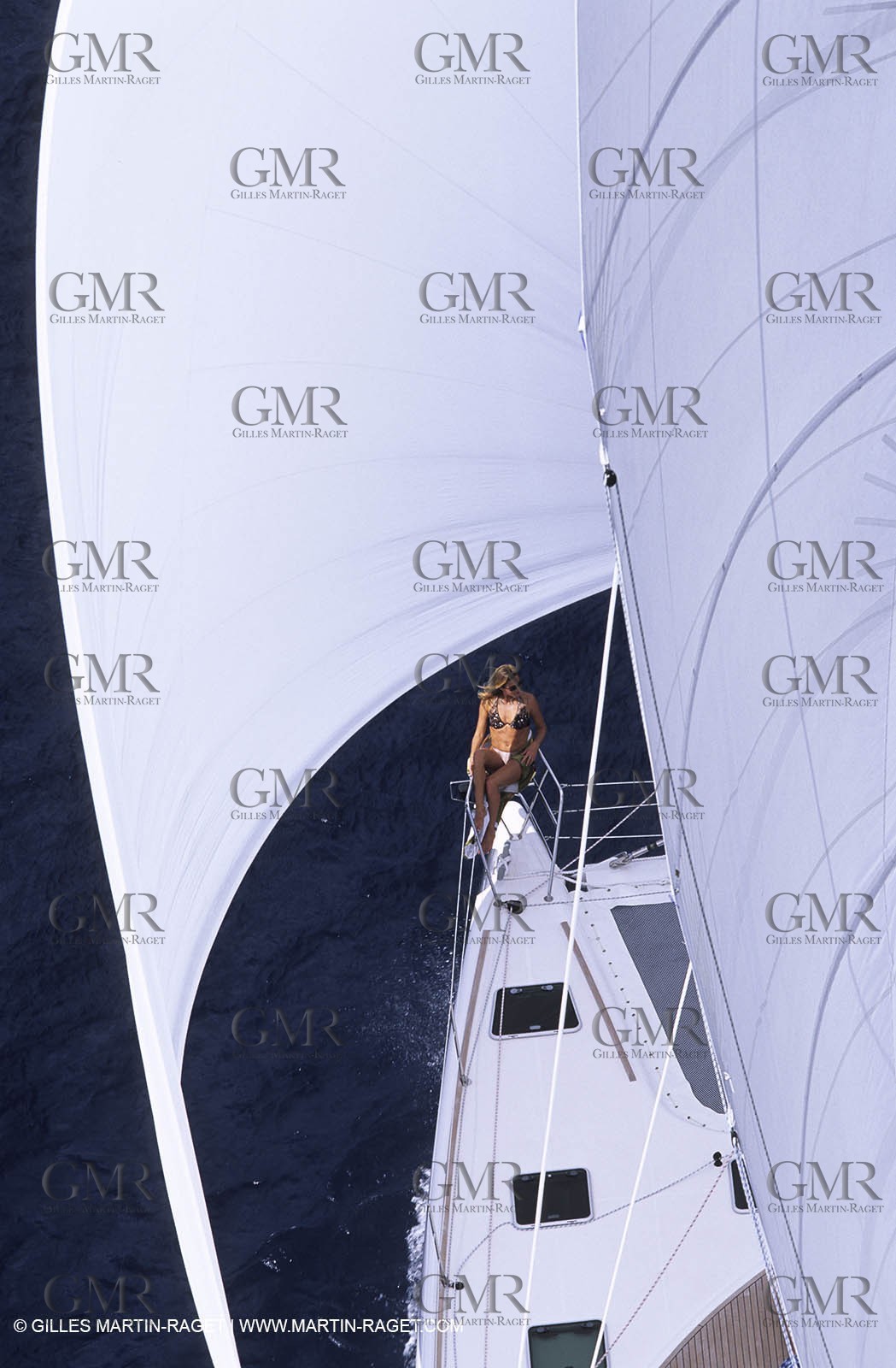 Cruising multihull sailing