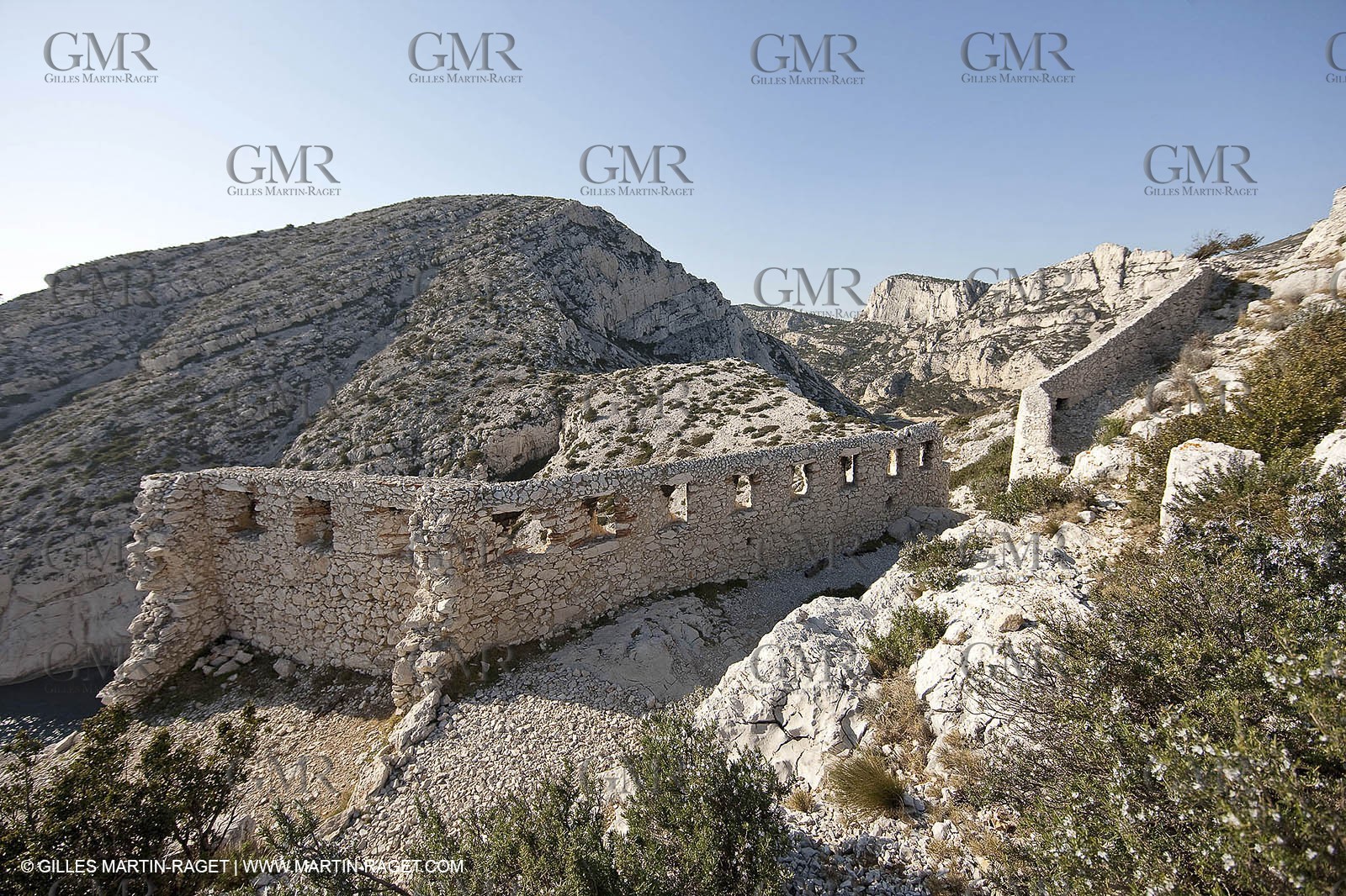 23 03 2009 - Marseille (FRA, 13) - Les Calanques - Castle ruins