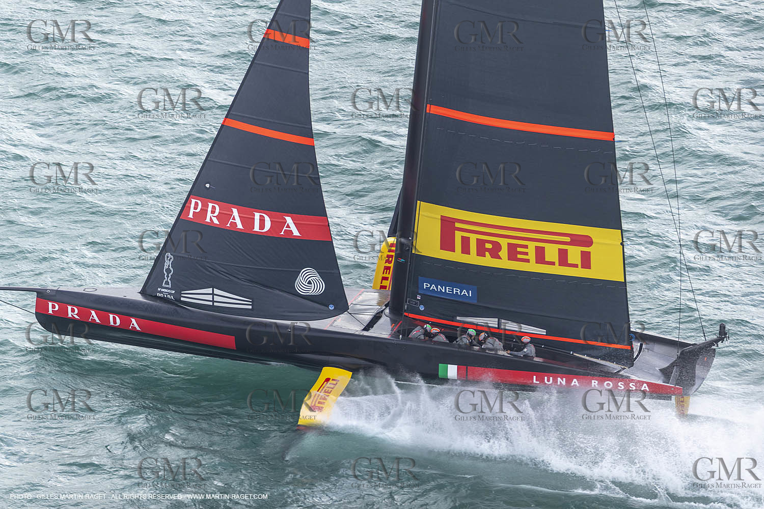 10 12 2020 - Auckland (NZL) - 36th America's Cup - Practice Sessions - Day 2 -Luna Rossa Prada Pirelli Team