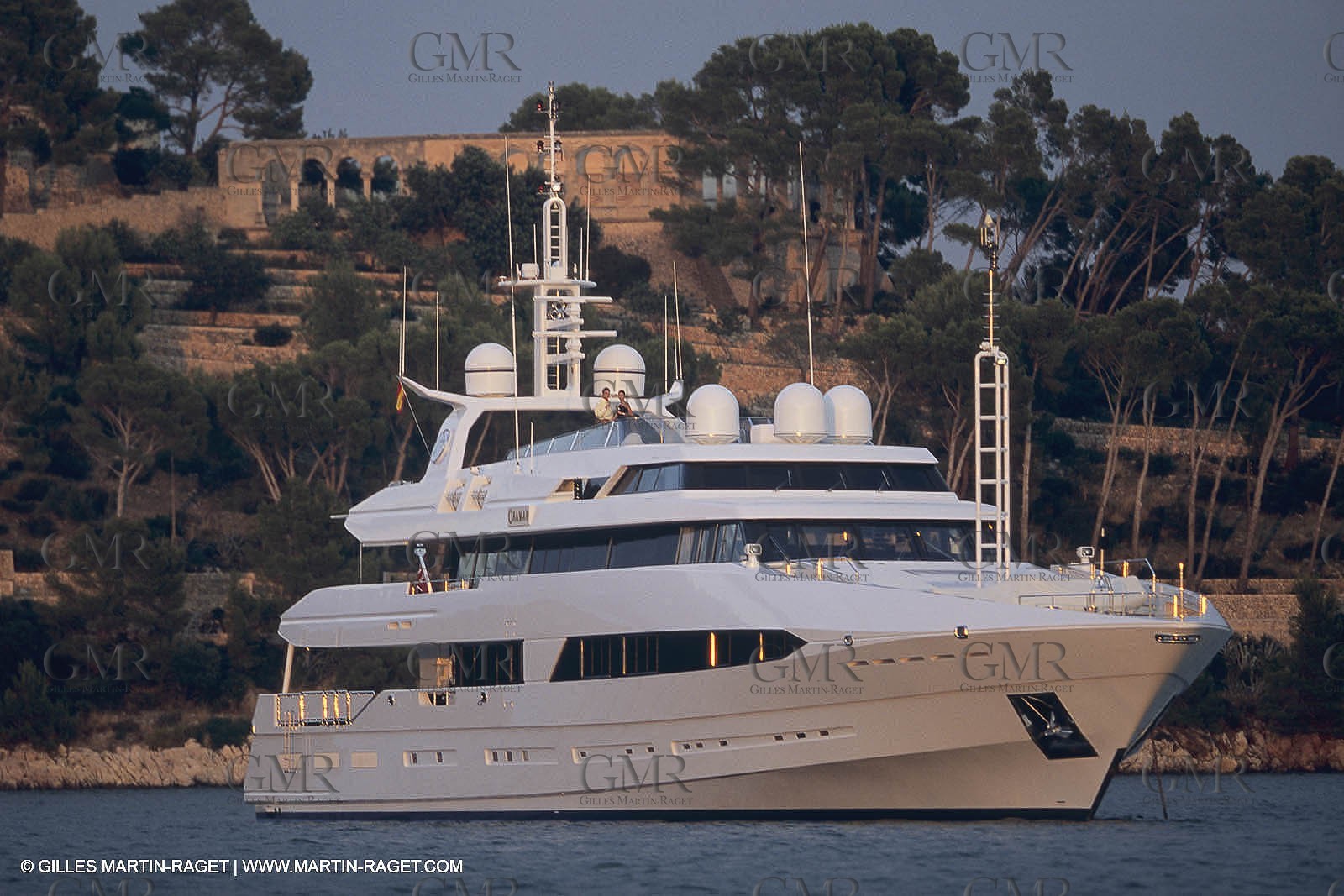 Super Motor Yachts, Chamar