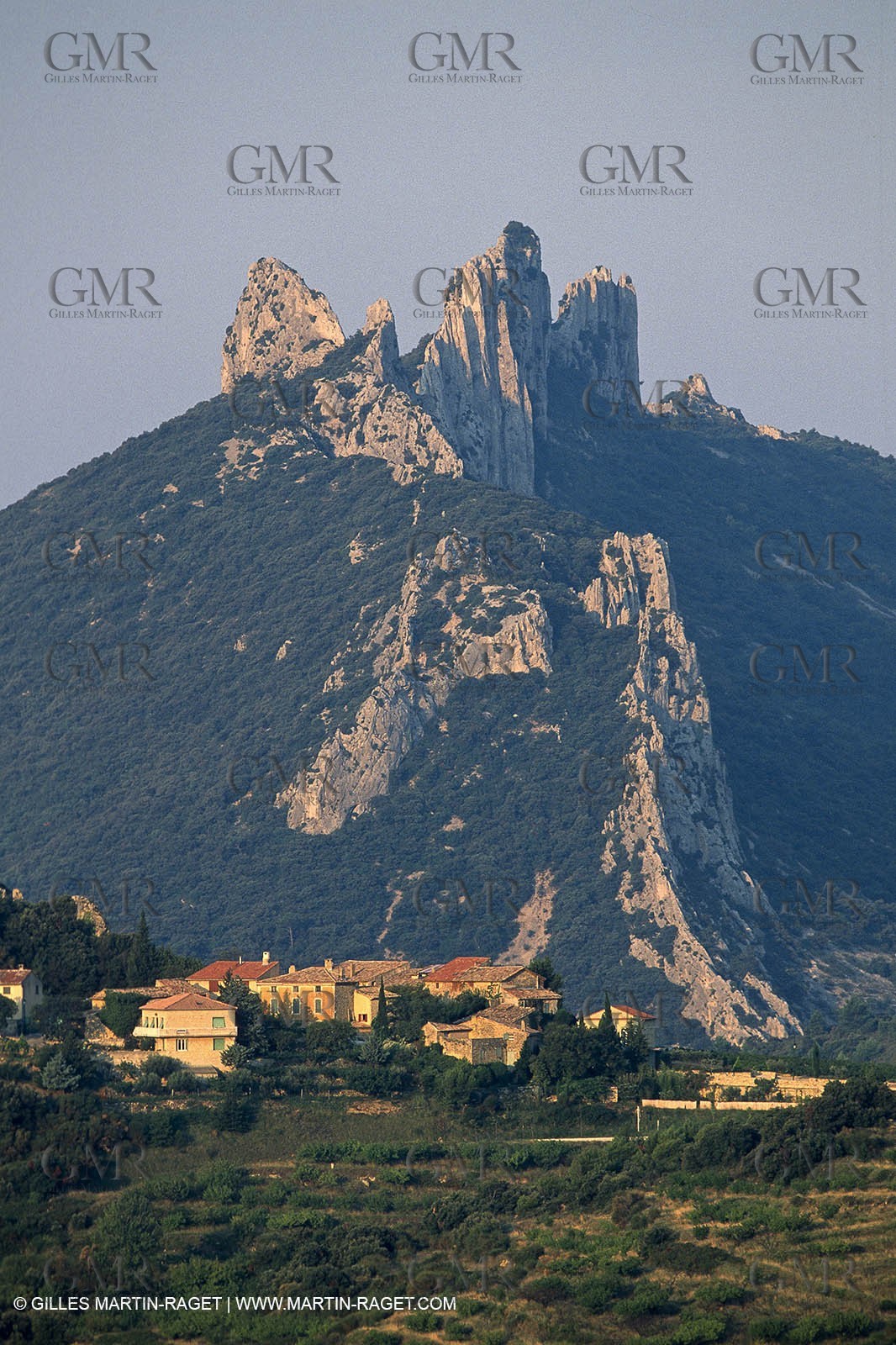 Suzette (FRA,84), Dentelles de Montmirail