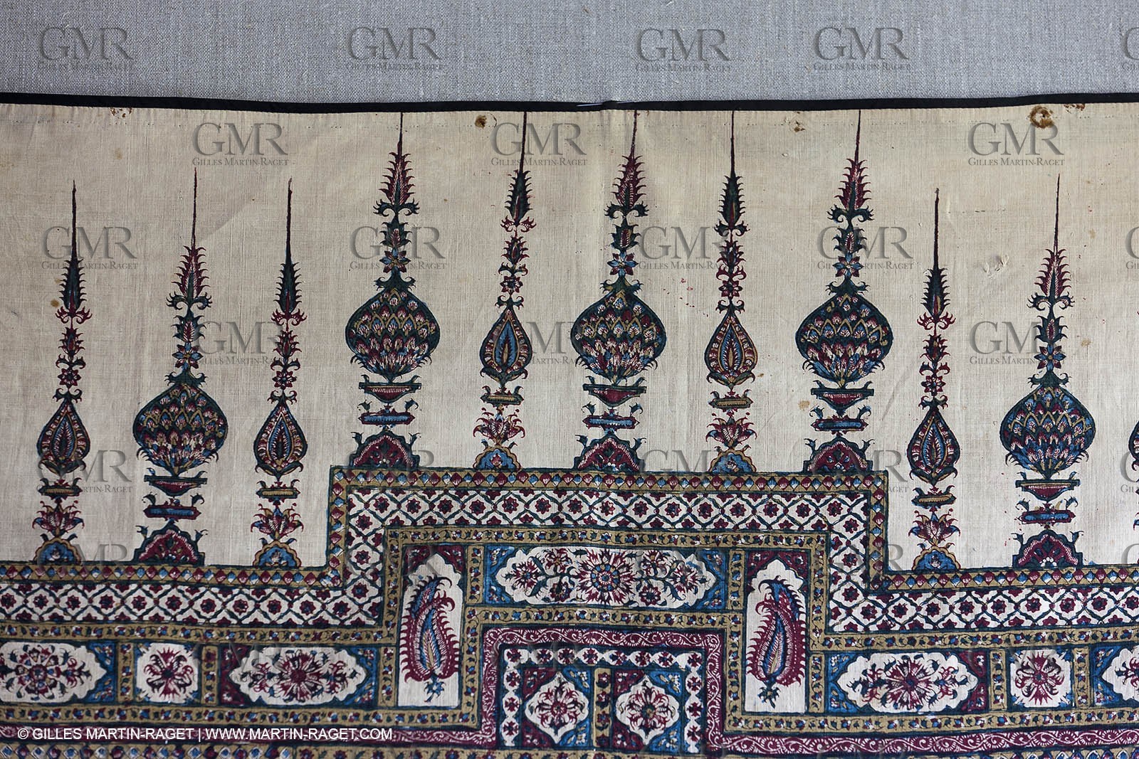 30 06 2011 - Toulon (FRA,83) - Villa Rosemaine - Indiennes sublimes exhibition