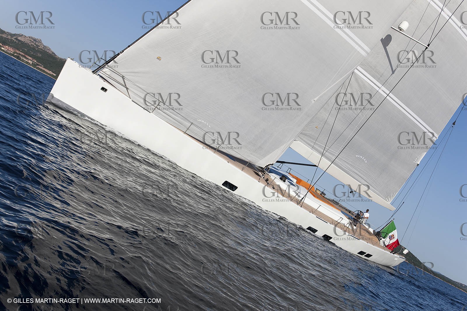 17 06 09 Porto Cervo (ITA, Sardinia) - Wally yachts - Indio 101