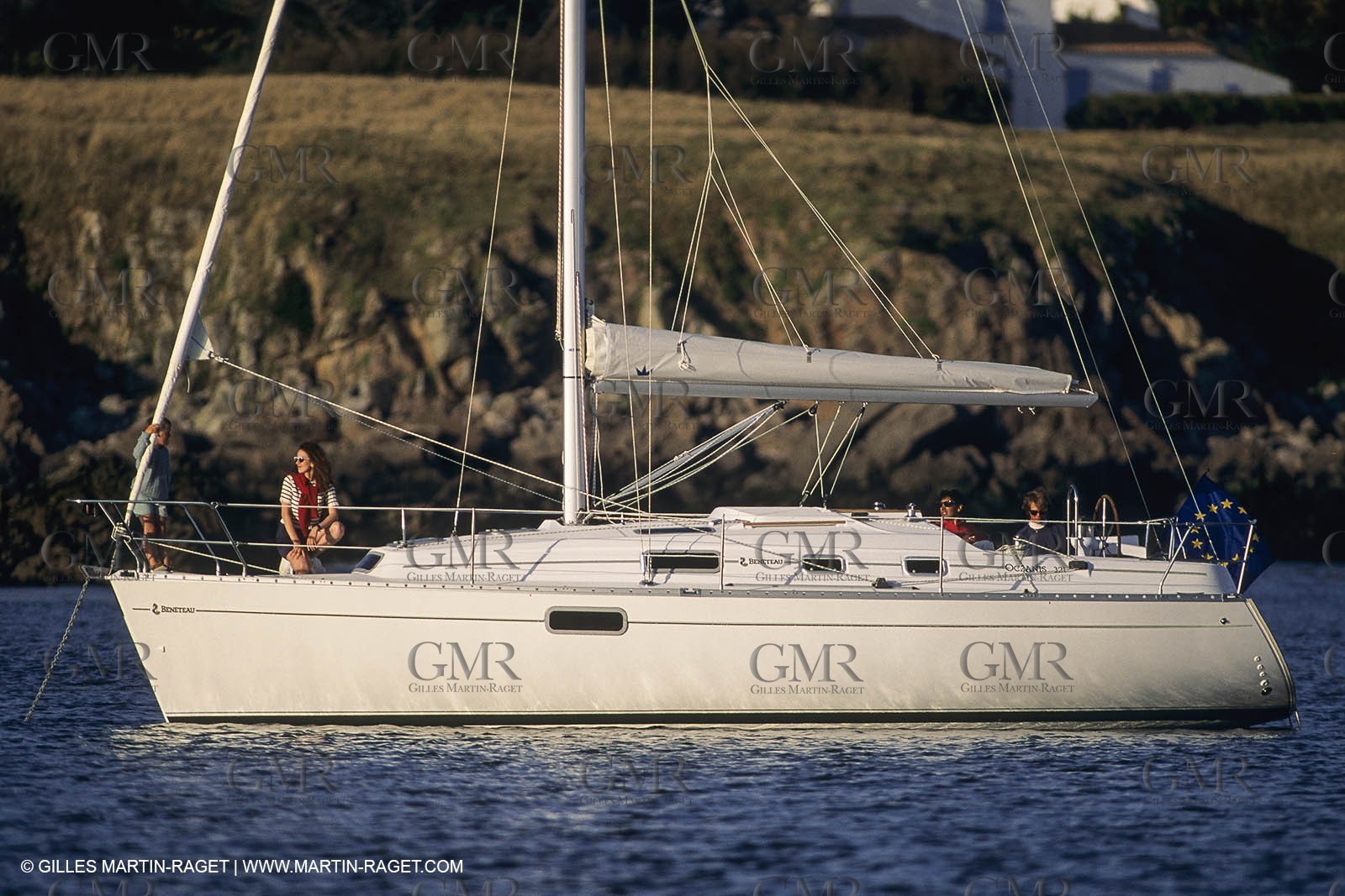 sailing, cruising, monohull at the mooring