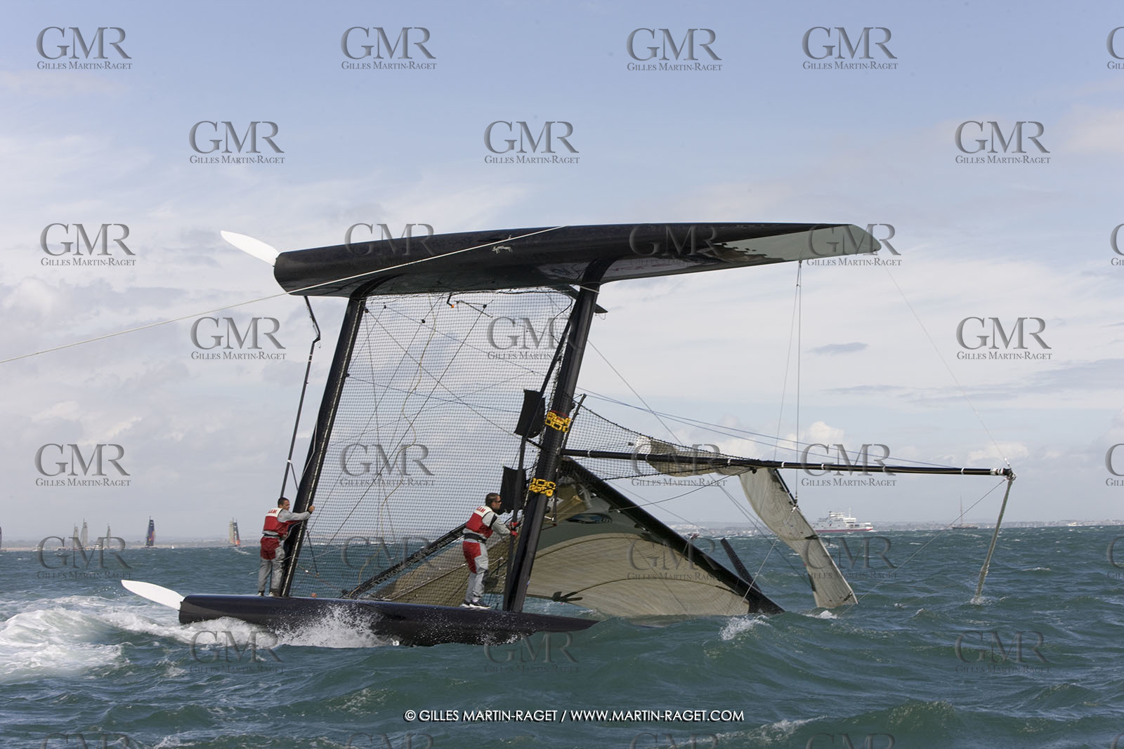 04 08 2008 - Cowes (UK, IOW) - BMW ORACLE Racing - IShare Cup Cowes - Racing Day 3