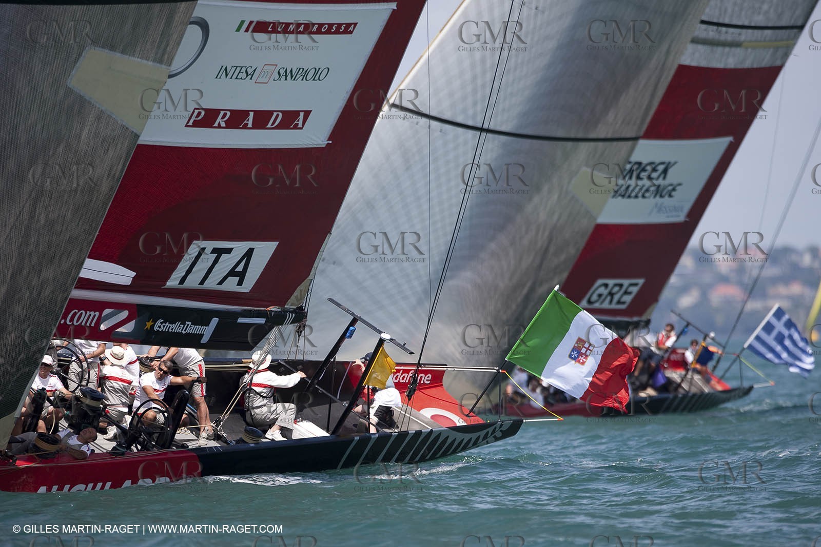 01 02 2009 - Auckland (NZL) -  Louis Vuitton Pacific Series -  Racing Day 3 - Round Robin 1
