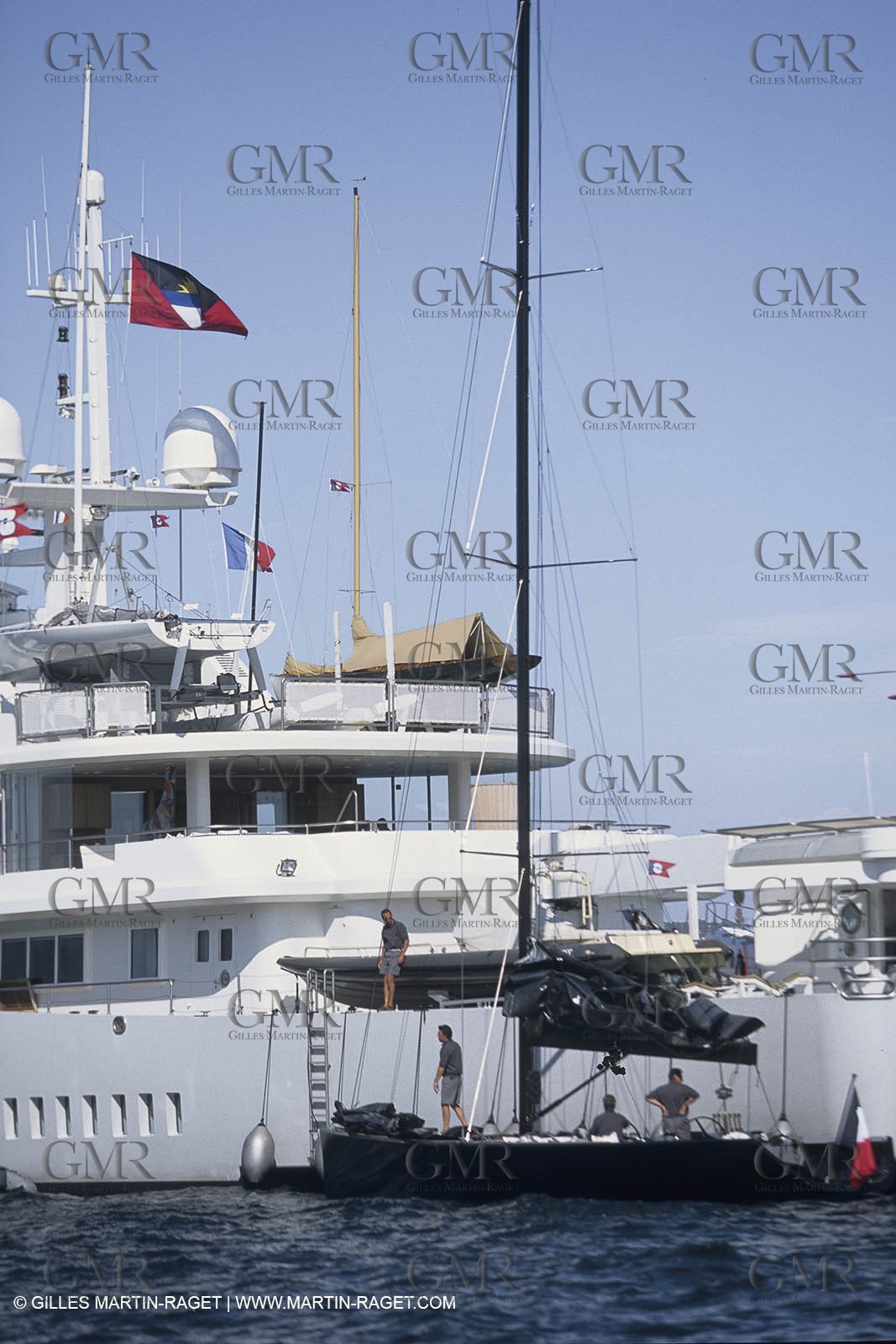 Super Motor Yachts, Senses