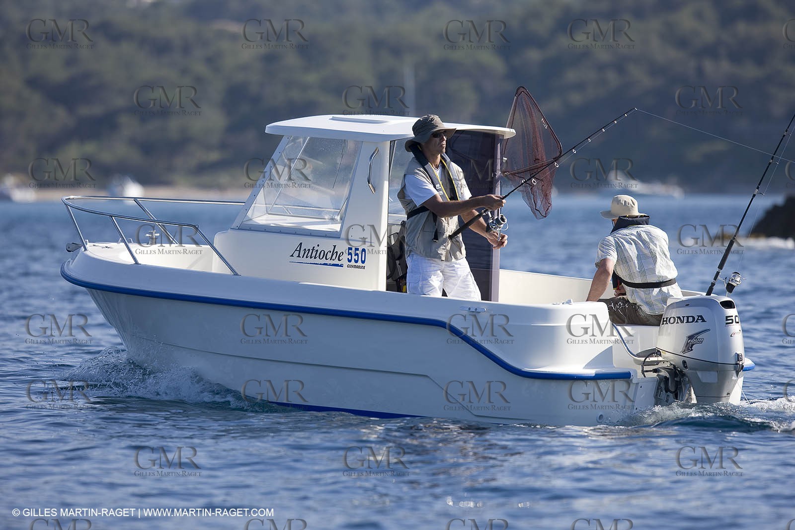 19 06 2008 - Le Lavandou (FRA,83) - Honda Marine 4 stroke outboard engines 2008 line