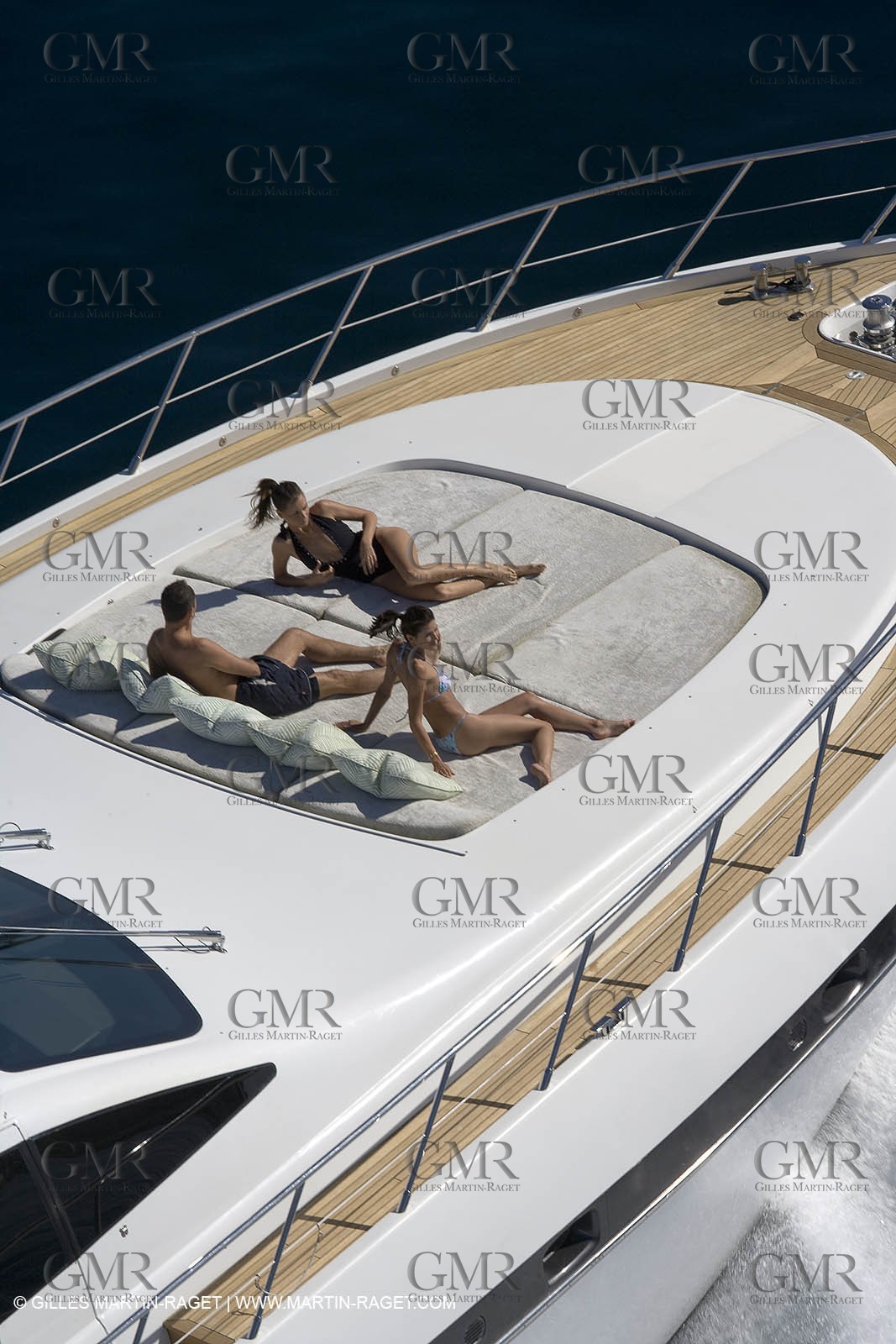 06 09 2007 - Saint Tropez (FRA, 83) - Superyachts - Motoryachts - Mangusta 92 Triple Fun in Saint Tropez - Mooring at Club 55 at Pampelonne Beach