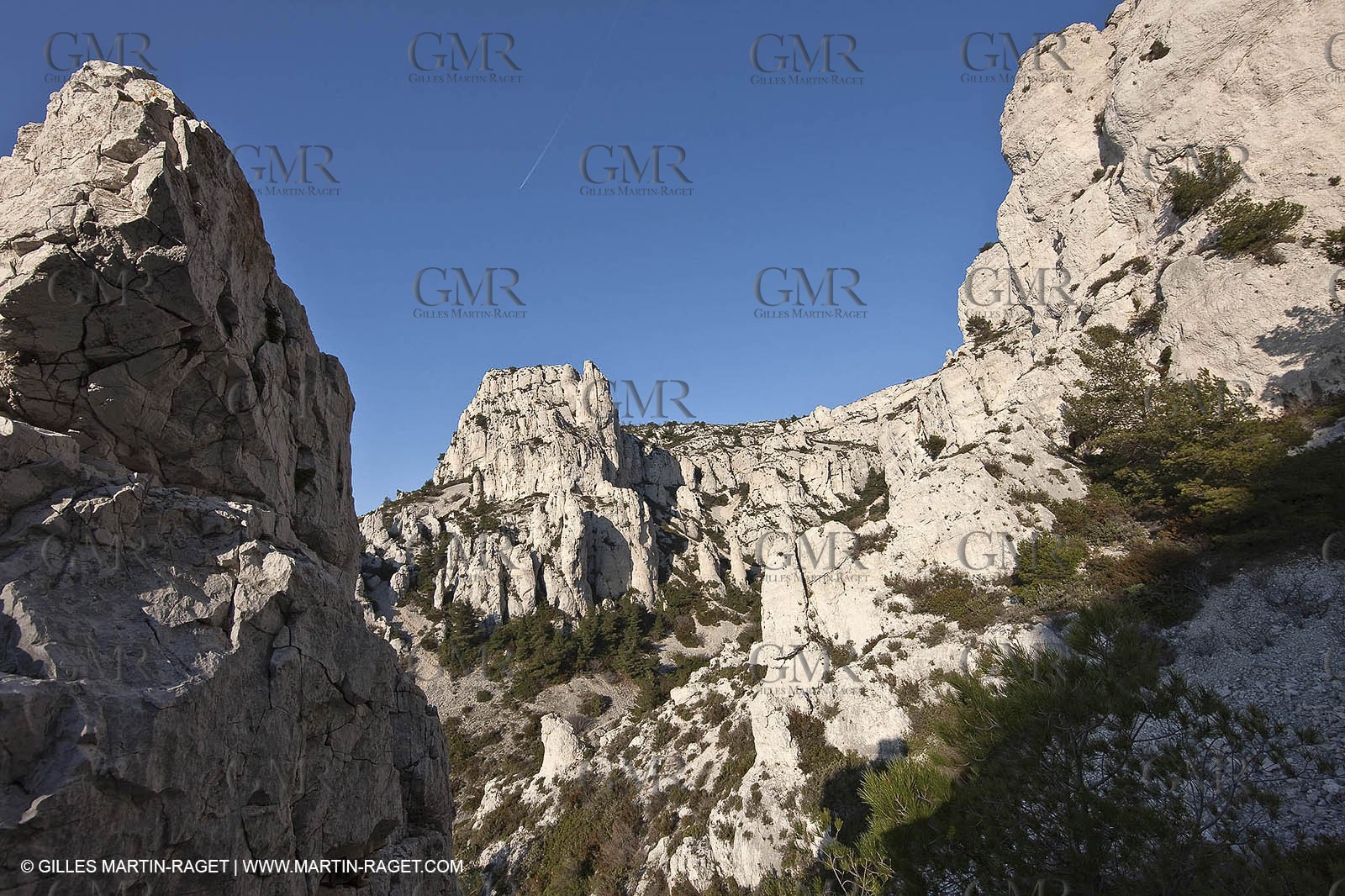 23 03 2009 - Marseille (FRA, 13) - Les Calanques - Walkyries circus