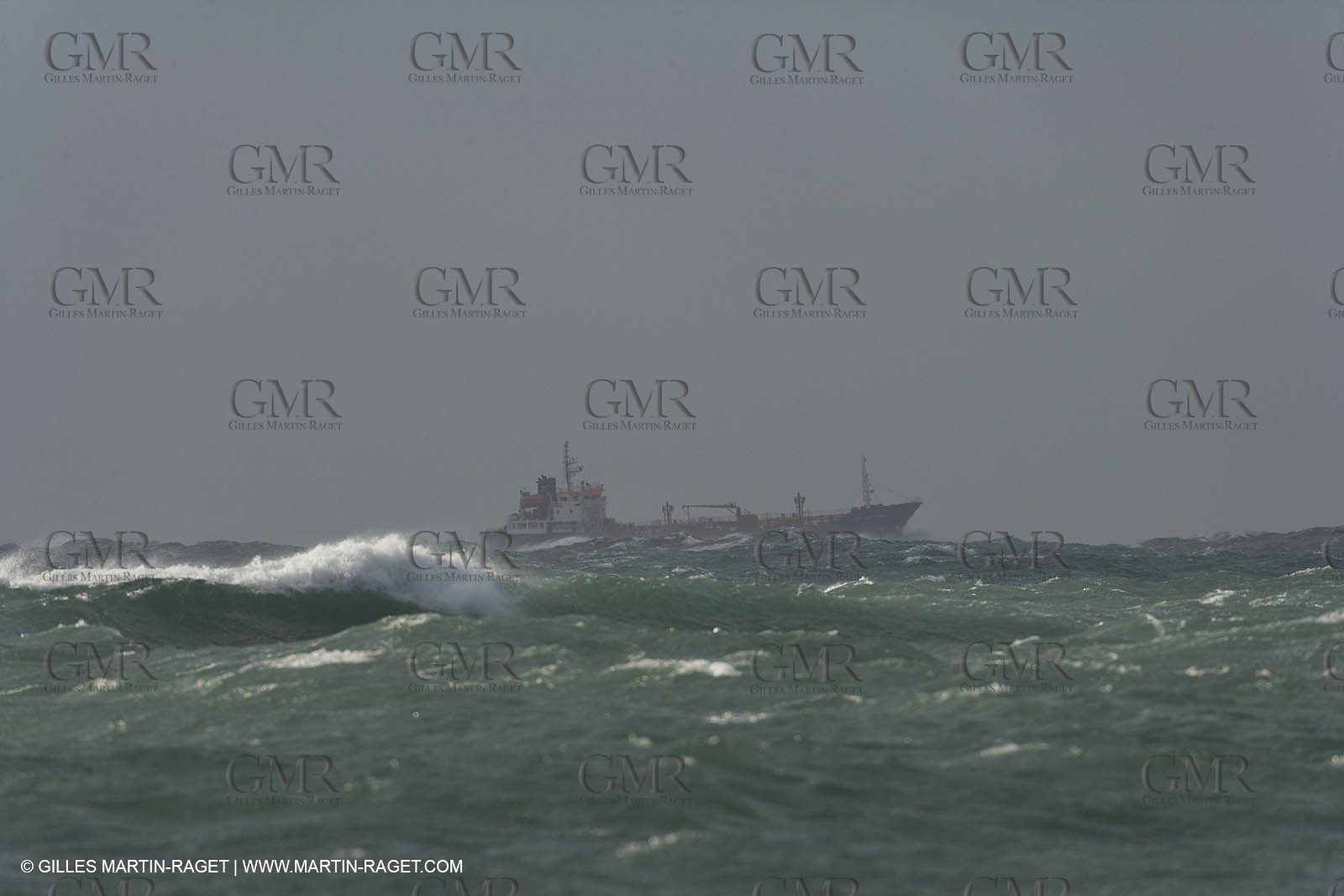 03 01 2008 - Fos sur Mer (FRA, 13) - Esaterly gale