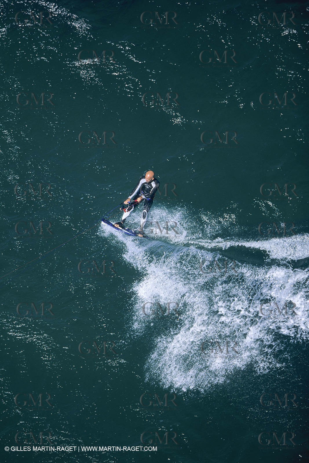 Watersports, Kite surfing