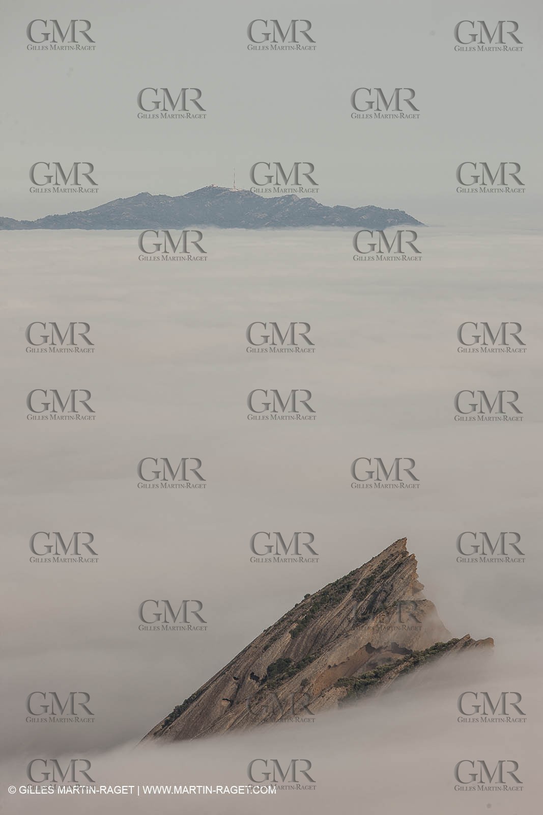 18 07 2012 - La Ciotat (FRA ) - Unusual foggy conditions
