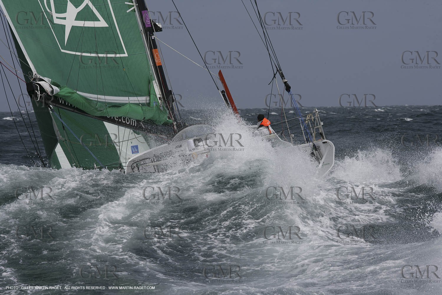21 06 2007 - Bell Ile en mer (South Britanny, France) - IMOCA Monohulls - Delta Dore (Jeremie Beyou) sea trials