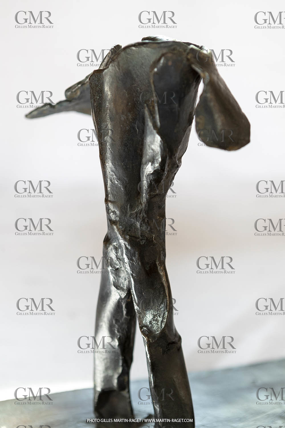 11 02 2020, St Rémy de Provence, (FRA,13), Oeuvre de Germaine Richier, Guerrier n° 11 1956, Bronze patiné foncé, épreuve d'exposition, Fondeur : L. Thinot, Paris, 26,5 x 24 x 29,5 cm, Collection Famille Germaine Richier
