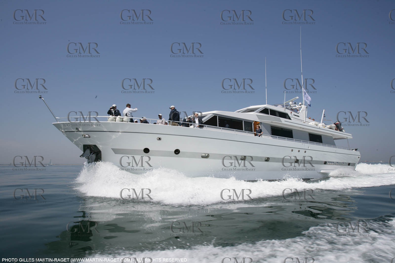 18 04 2007-Valencia (Spain)- 32nd America's Cup - Louis Vuitton Cup - RR1 - DAY 3 - BMW ORACLE Racing