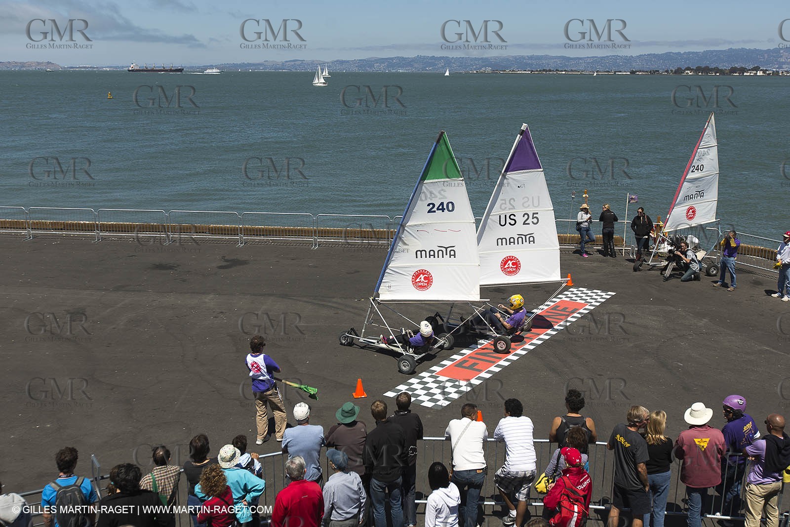 03 08 2013 - San Francisco (USA,CA) - 34th America's Cup - Louis Vuitton Cup - Training Day - America's Cup park - AC Open - Land Sailing demonstration