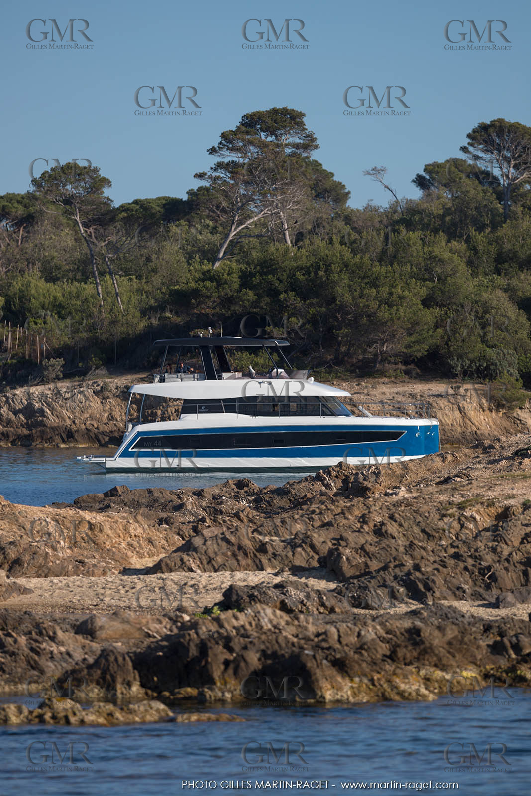17 05 2017, Porquerolles (FRA,12), Fountaine-Pajot MY 44