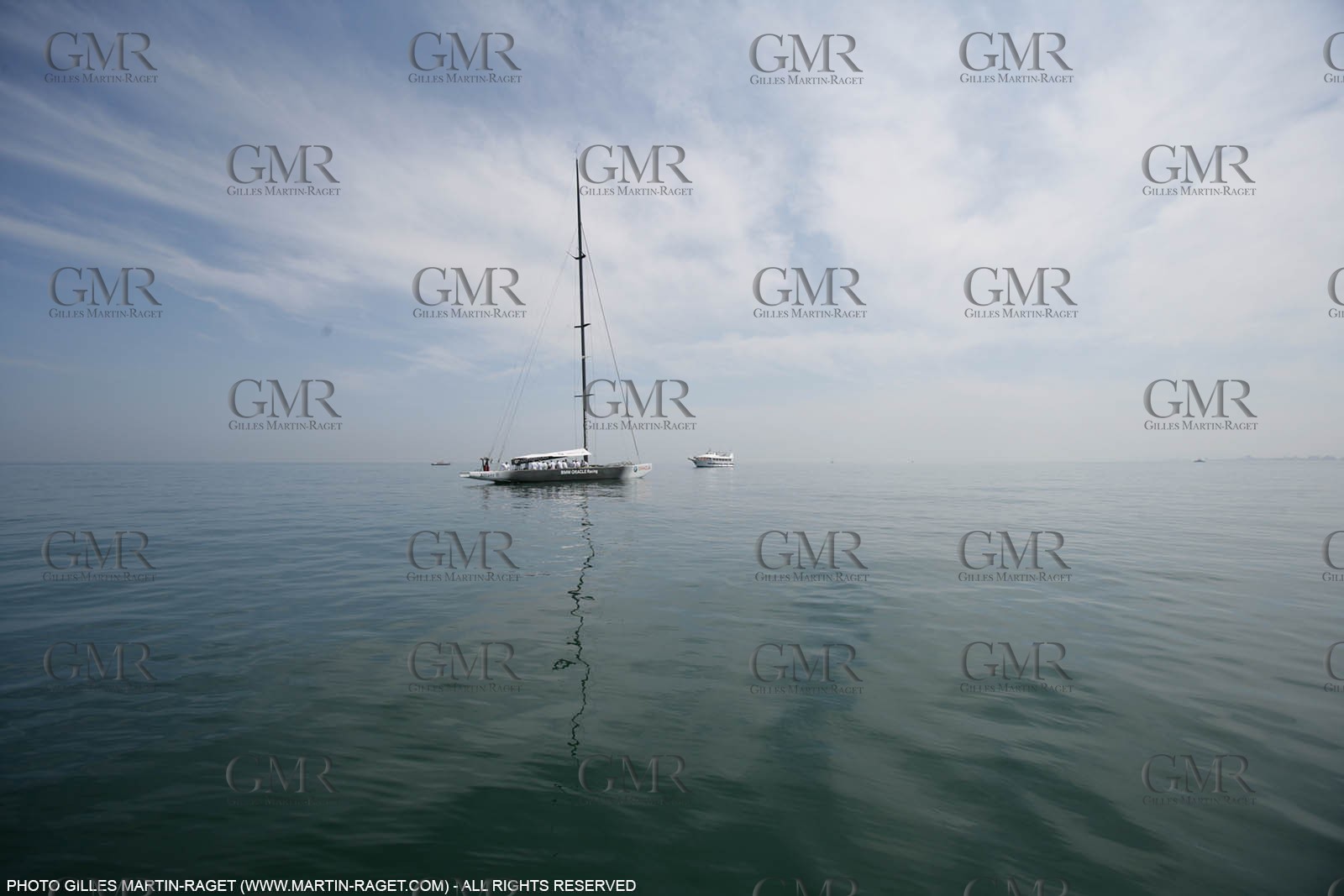 18 04 2007-Valencia (Spain)- 32nd America's Cup - Louis Vuitton Cup - RR1 - DAY 3 - BMW ORACLE Racing