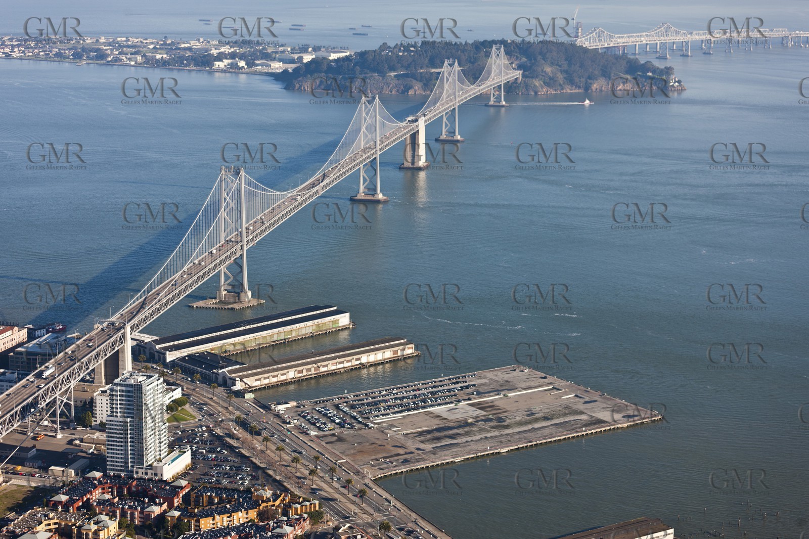 05 01 2011 - San Francisco (USA, CA) - 34th America's Cup - San Francisco waterfront  - Piers 26 (closest to bridge), Piers28, Piers 30-32
