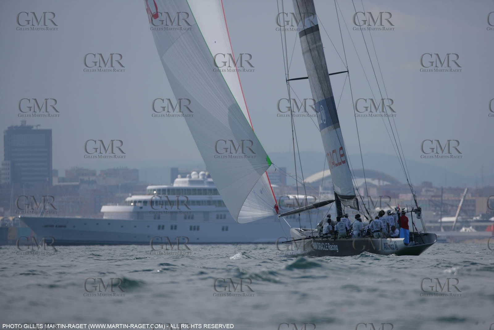 29 04 2007-Valencia (Spain)- 32nd America's Cup - Louis Vuitton Cup - RR2 - Day1 - BMW ORACLE Racing