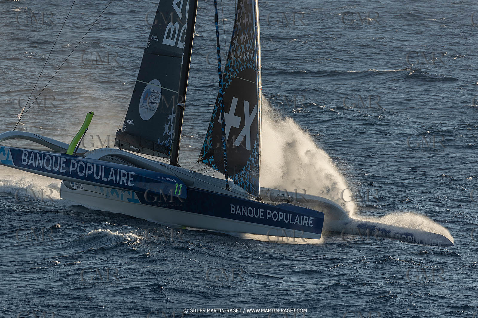 Banque Populaire devant Marseille
