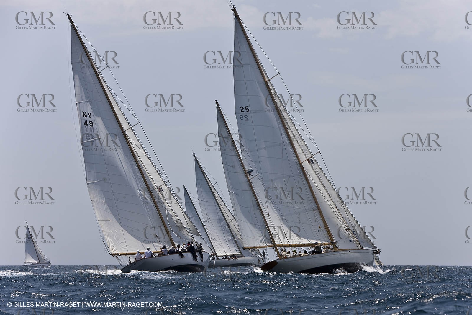 Sailing, Classic yachts, Voiles Vieux Port 2009, Marseille (FRA)