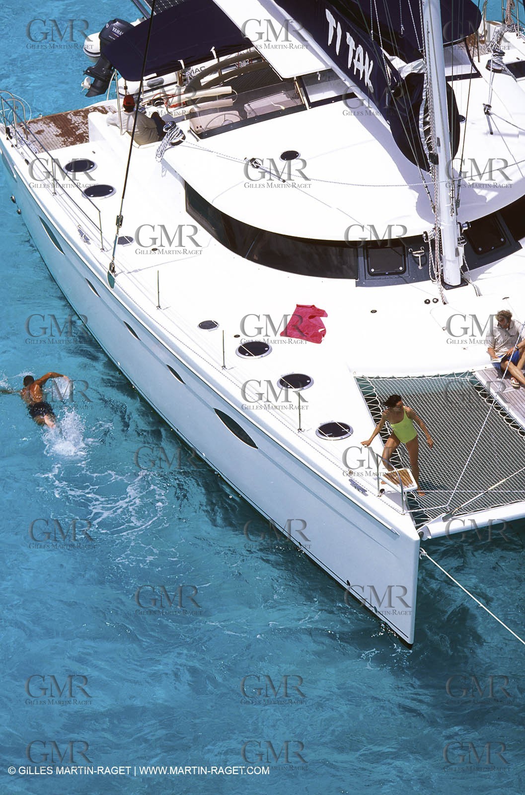 Cruising multihull mooring