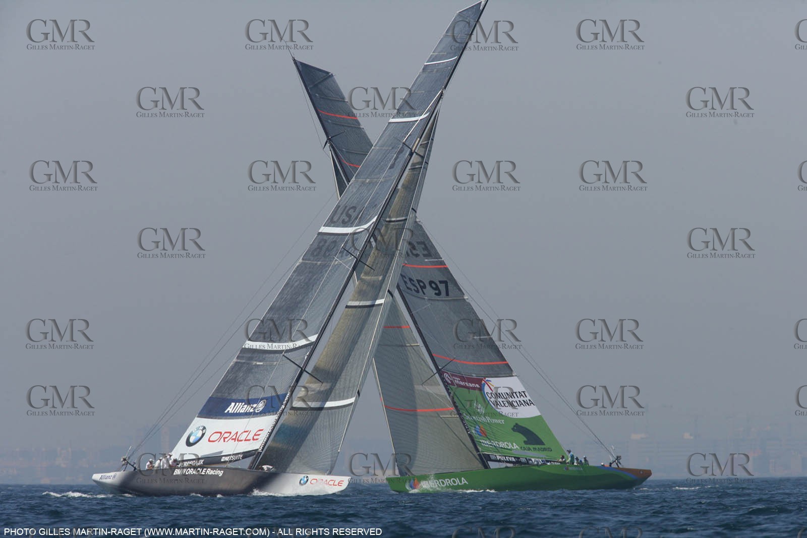 8 05 2007-Valencia (Spain)- 32nd America's Cup - Louis Vuitton Cup - RR2 - Day 10 - BMW ORACLE Racing