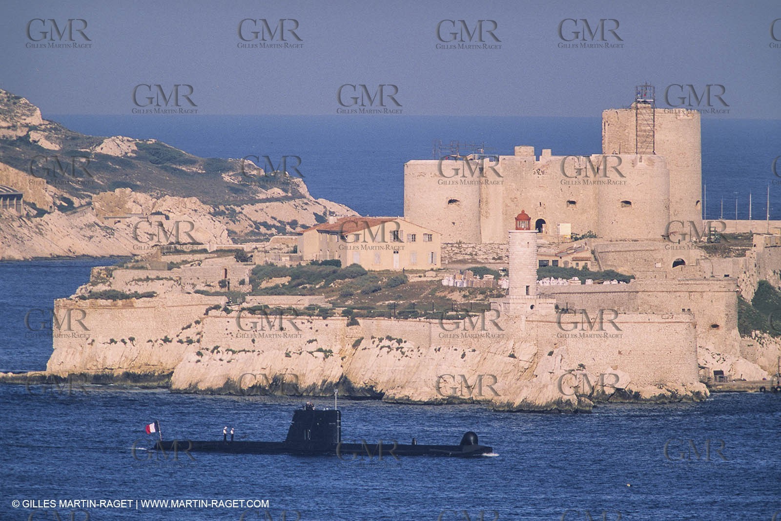 Monde maritime, Warships, marine militaire
