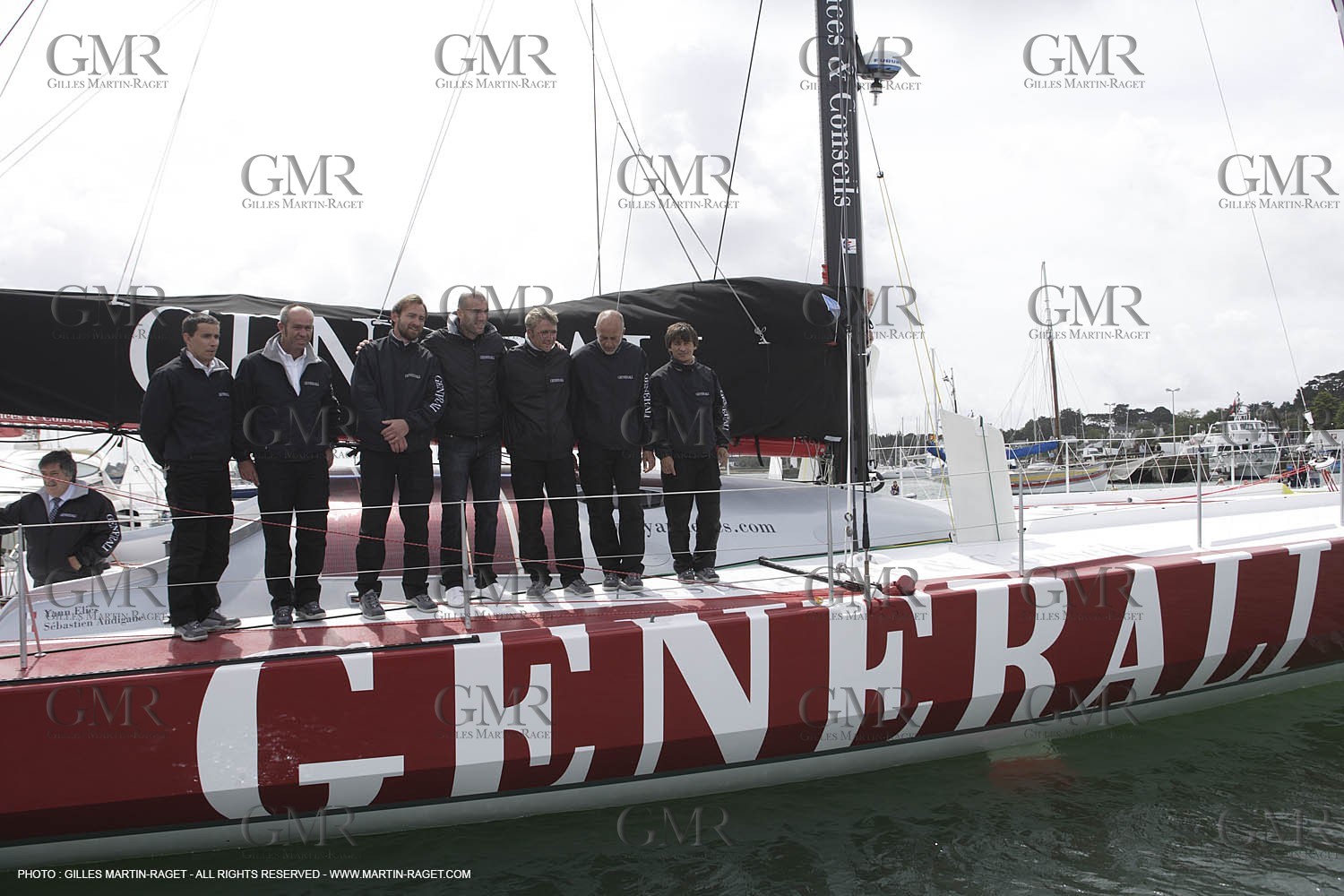 11 05 2007 - La Trinité sur Mer (France) - Zinedine Zidane christen General, french sailor Yan Elies new 60 open monohull for Vendée Globe