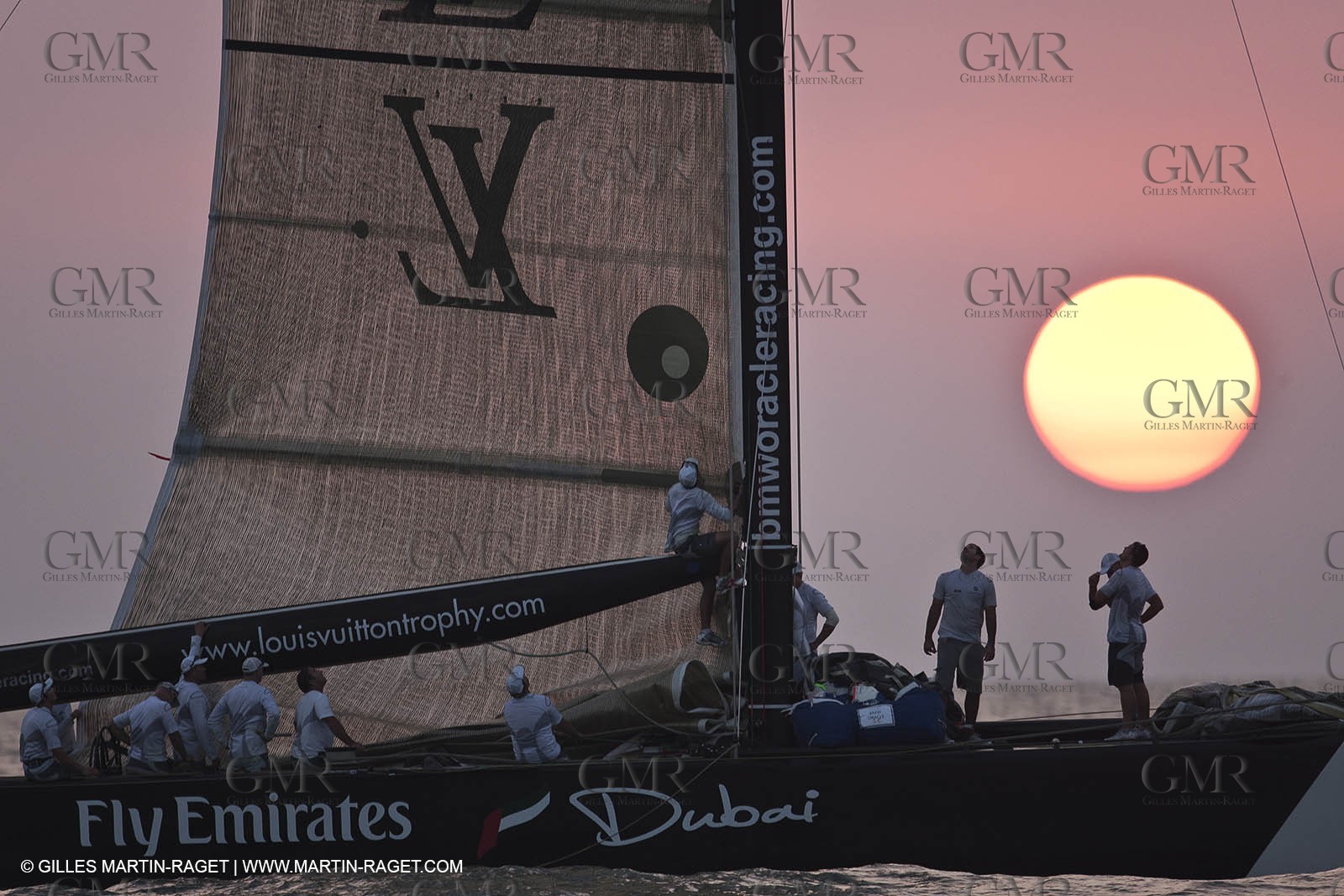 14 11 2010 - Dubai (UAE) - Dubai Louis Vuitton Trophy -  BMW ORACLE Racing - Training - Race Day 1