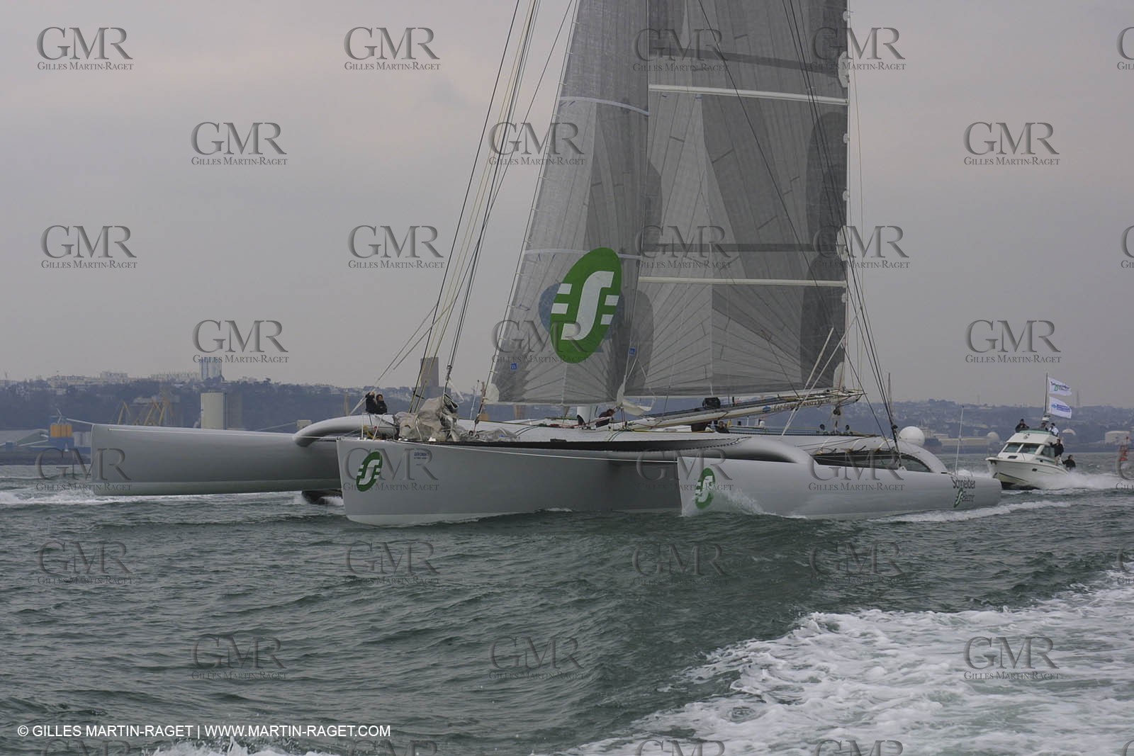 Geronimo - Jules Verne Trophy 2001 start - Brest