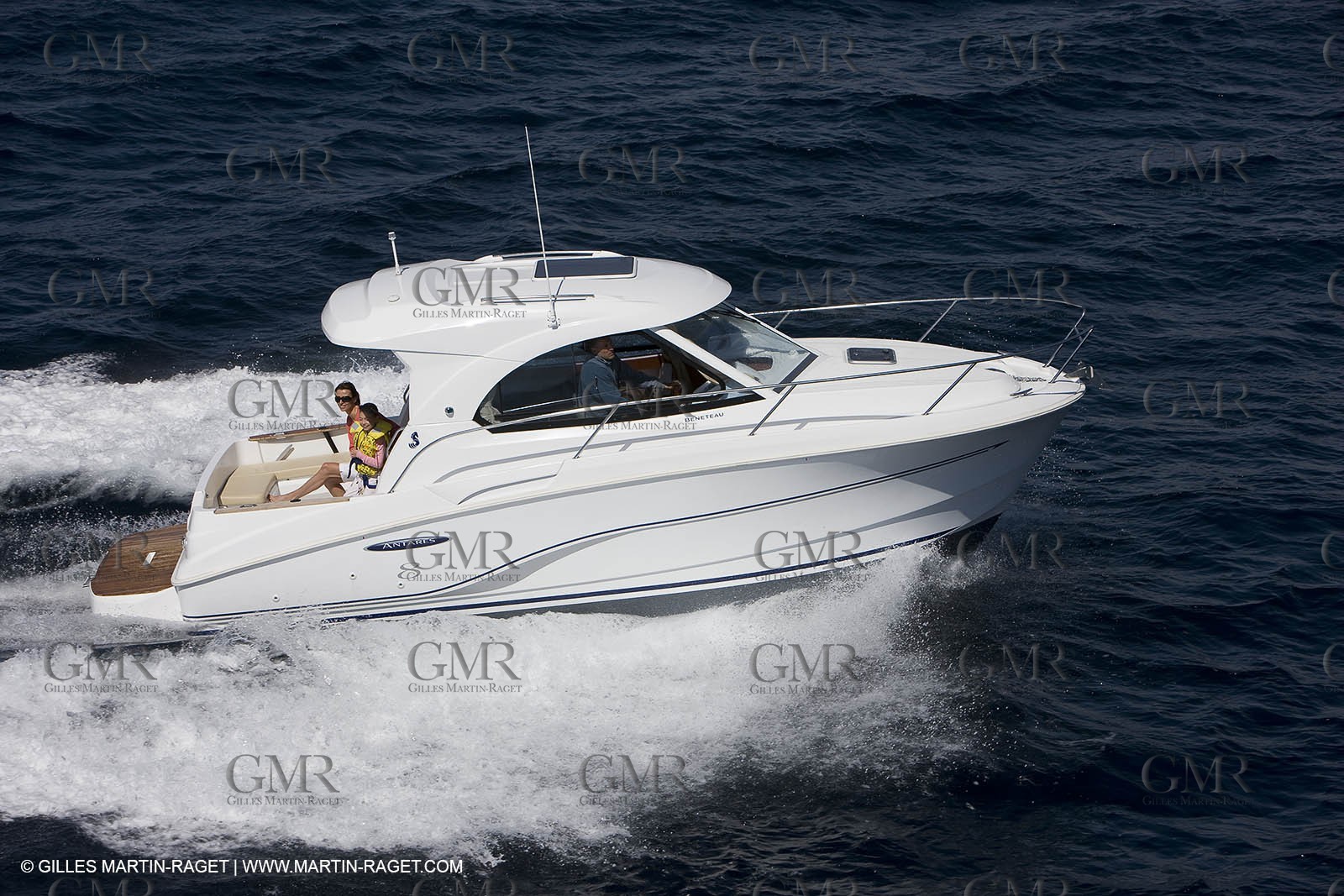 15 04 2008 - Porquerolles (Fra, 83) - Beneteau - Antares 8