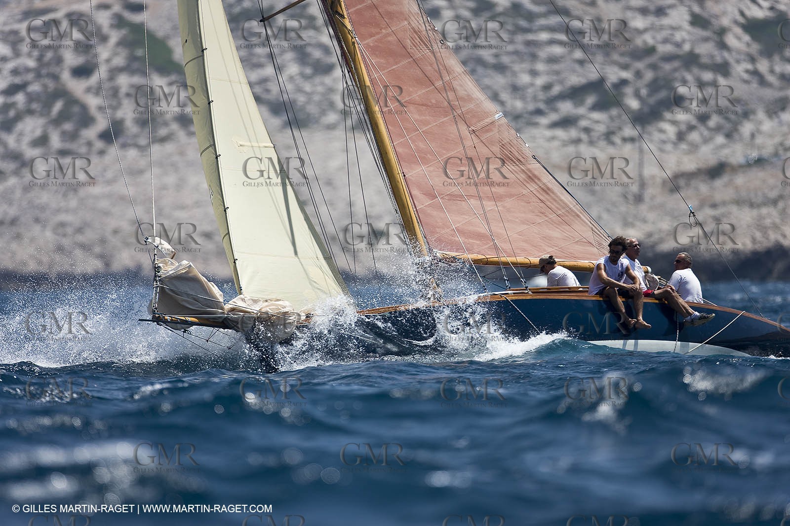 Sailing, Classic yachts, Voiles Vieux Port 2009, Marseille (FRA)