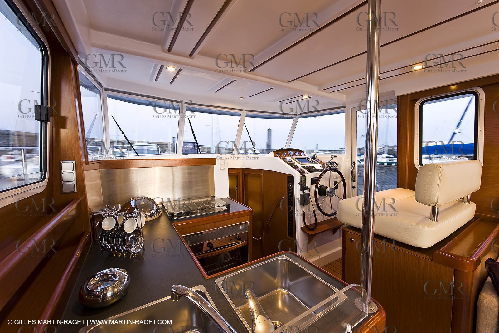 22 06 2009 - Ile d'Yeu (FRA,85) - Chantier Bénéteau - Trawler 34