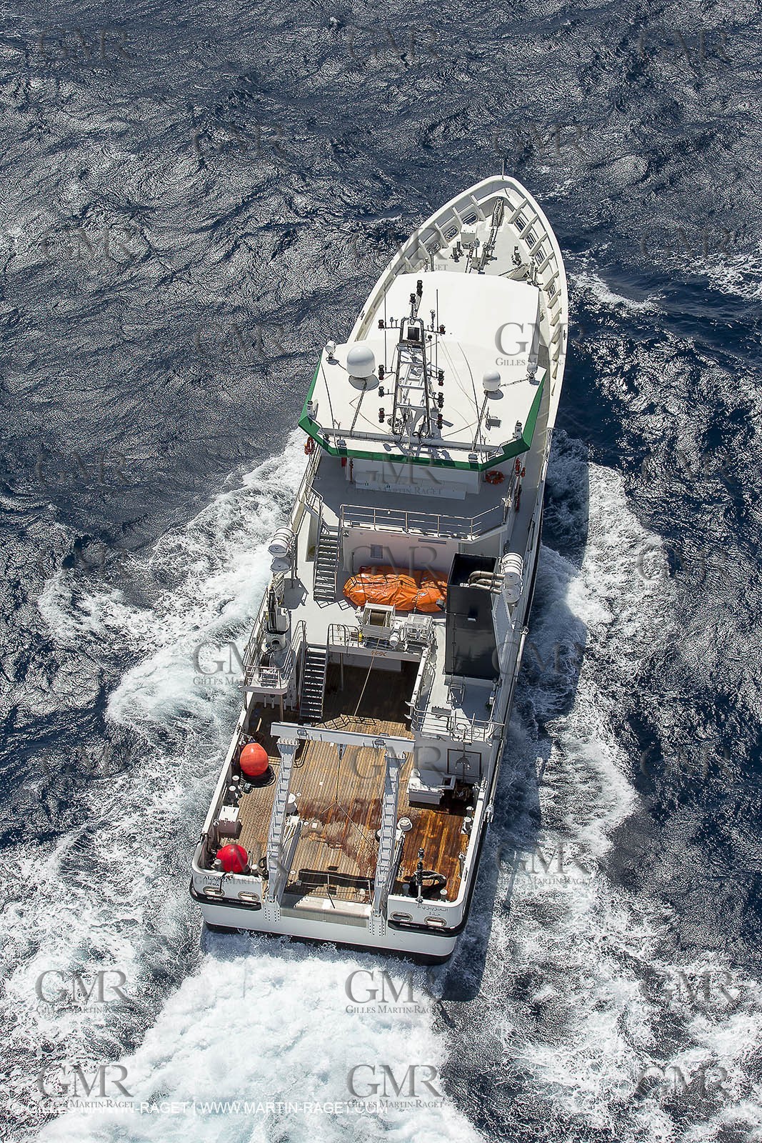 Al Azizi -  H2X boatyard - Oceanographjic research ship - Sea trials off La Ciotat (FRA,13) - 29 07 2014