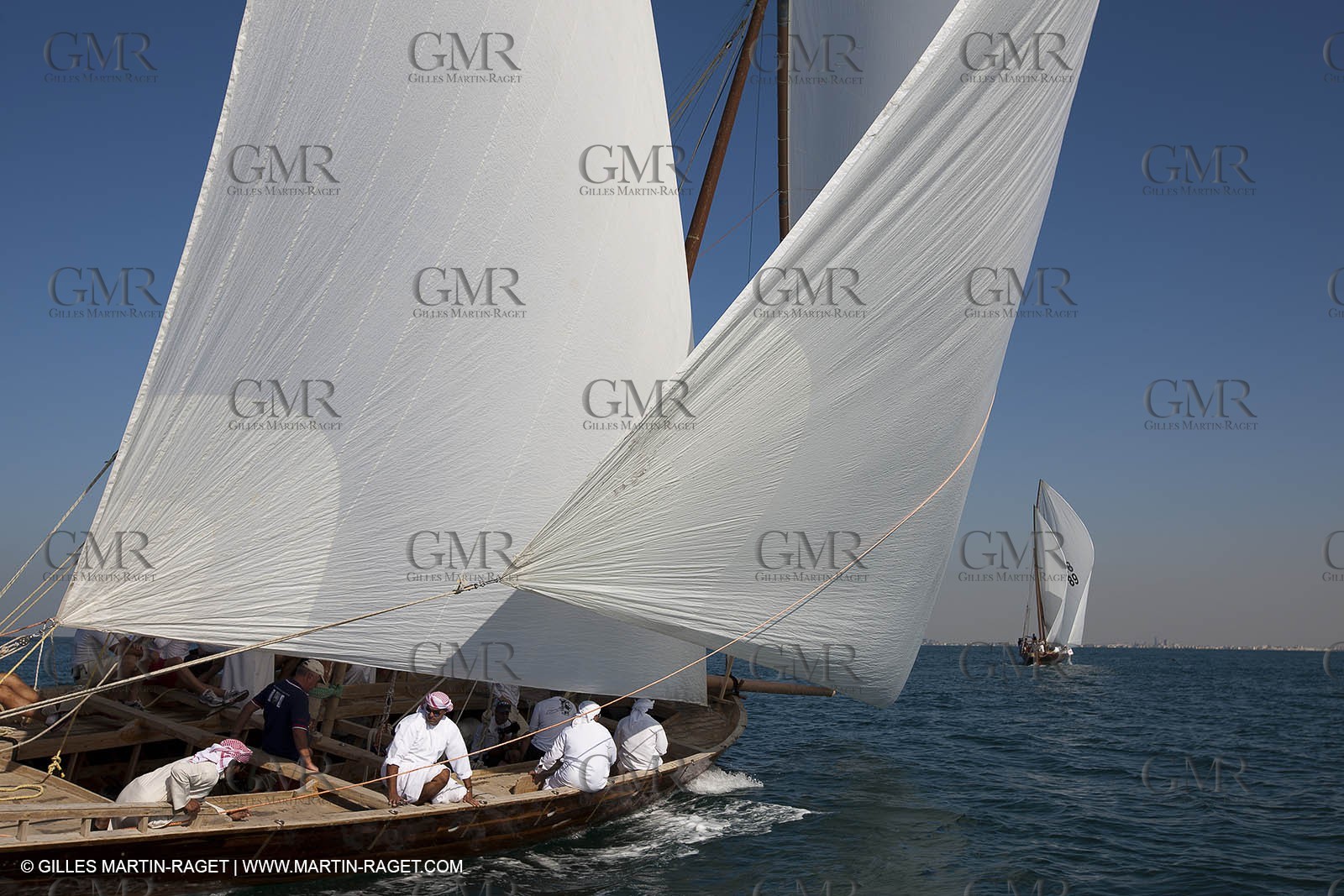 20 11 2010 - Dubai (UAE) - Dubai Louis Vuitton Trophy - Traditionnal dhow races for competing teams
