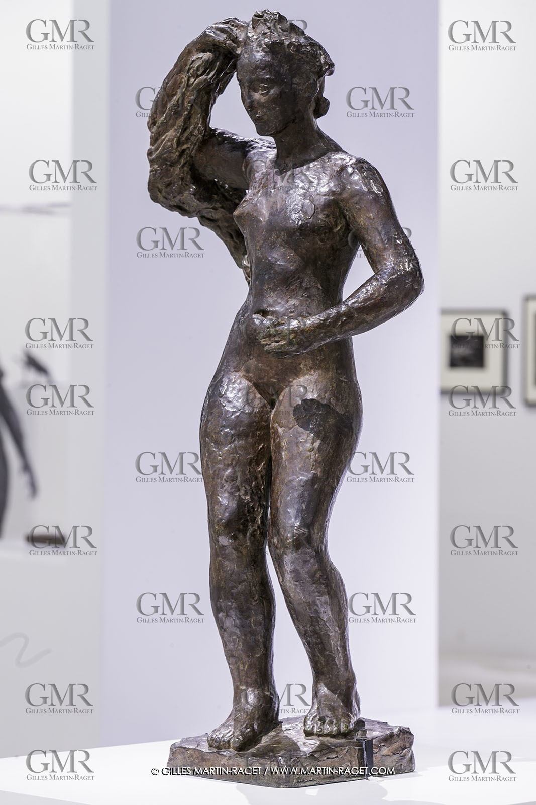 02 05 2023, Paris (FRA), oeuvre de Germaine Richier, Exposition Centre Pompidou 2023, Méditerranée 1937, Bronze patiné foncé, Fondeur : Alexis Rudier, Paris, 82 x 38 x 22 cm, Minka lise Bojadsen, Succession Liuba Wolf, élève de Germaine Richier