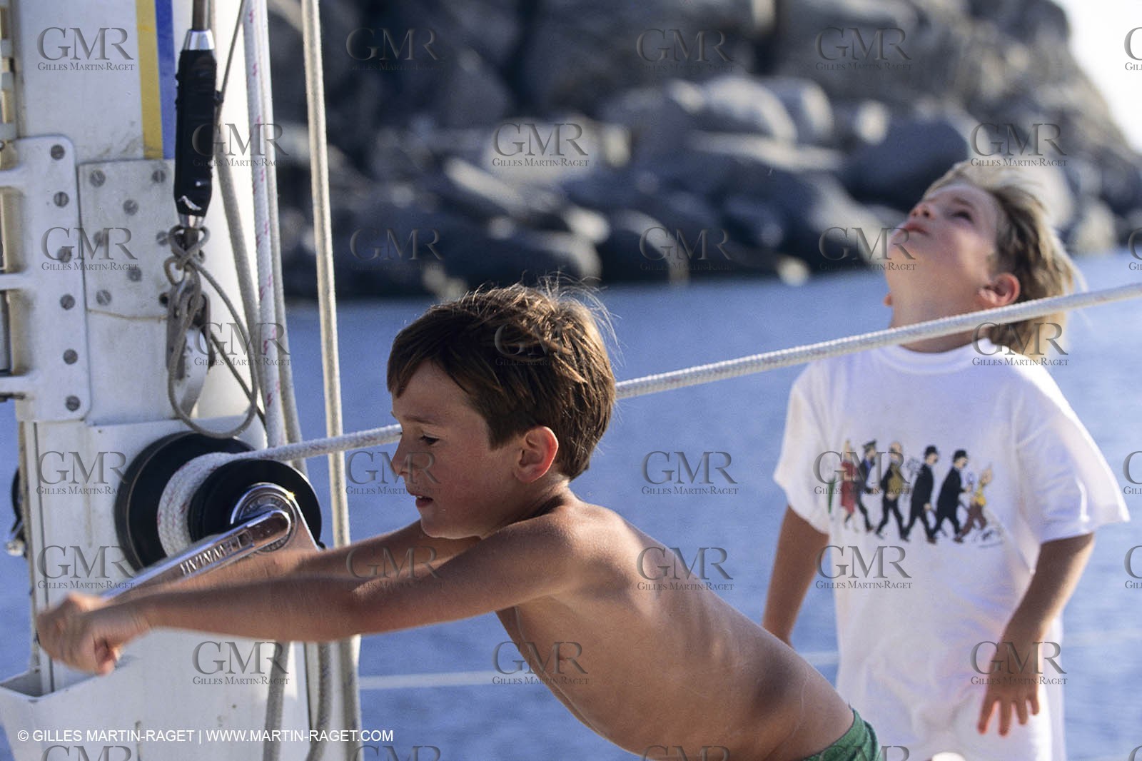Sailing, cruising, children onboard